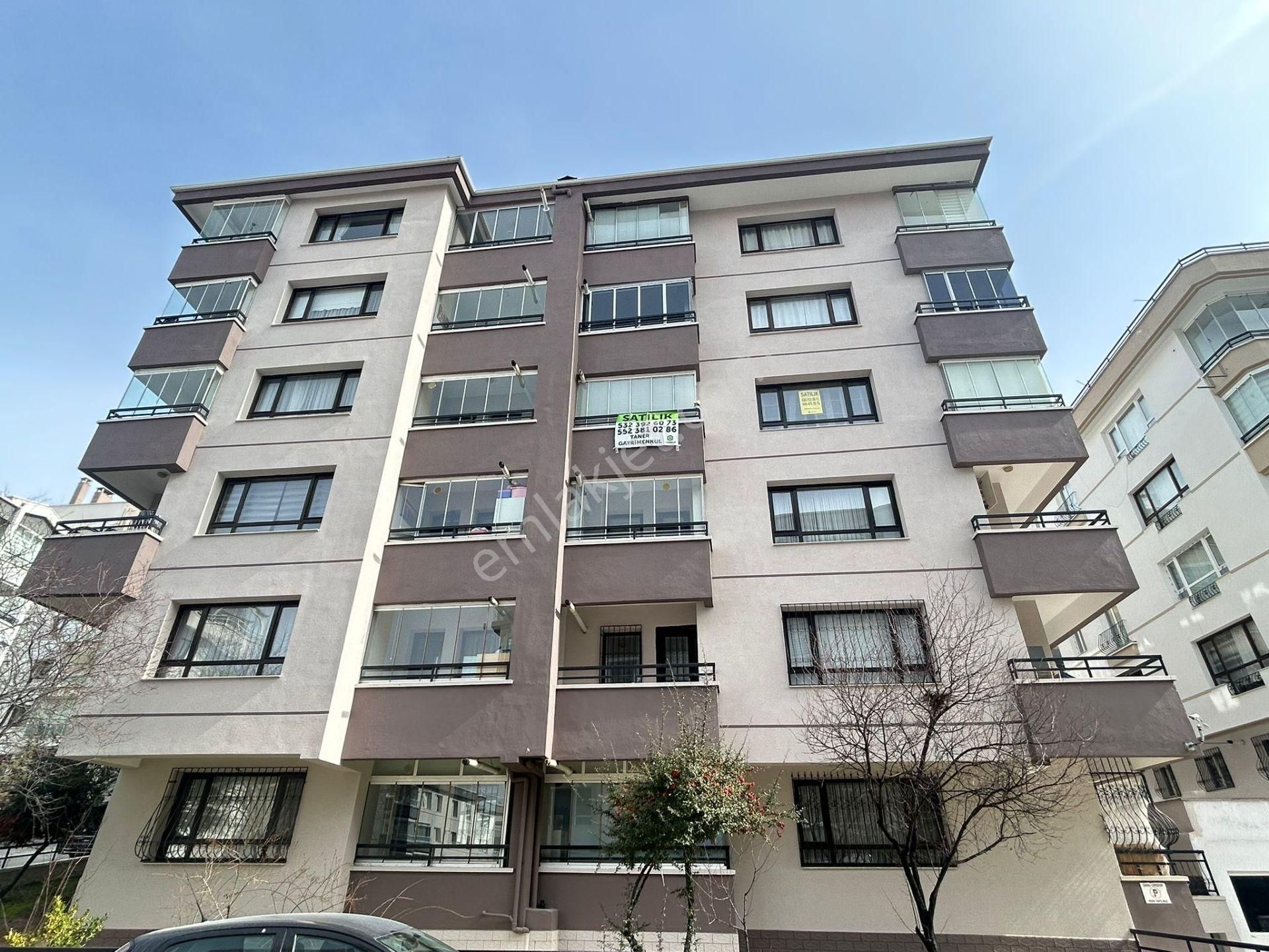 Taner'den Akpınar Mah'de 3+1 Orta Kat Çift Banyolu Asansörlü