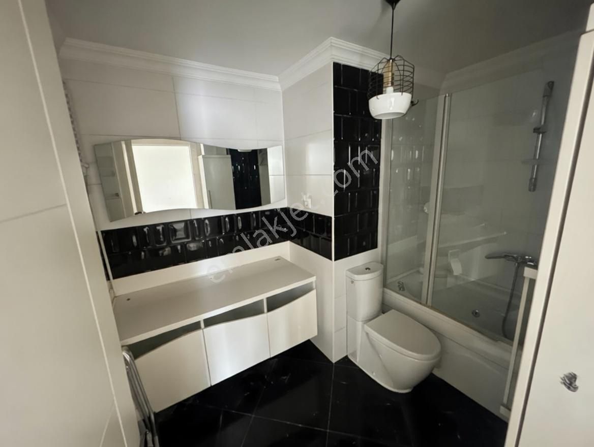 Taner'den Akpınar Mah'de 3+1 Orta Kat Çift Banyolu Asansörlü - Görsel 11