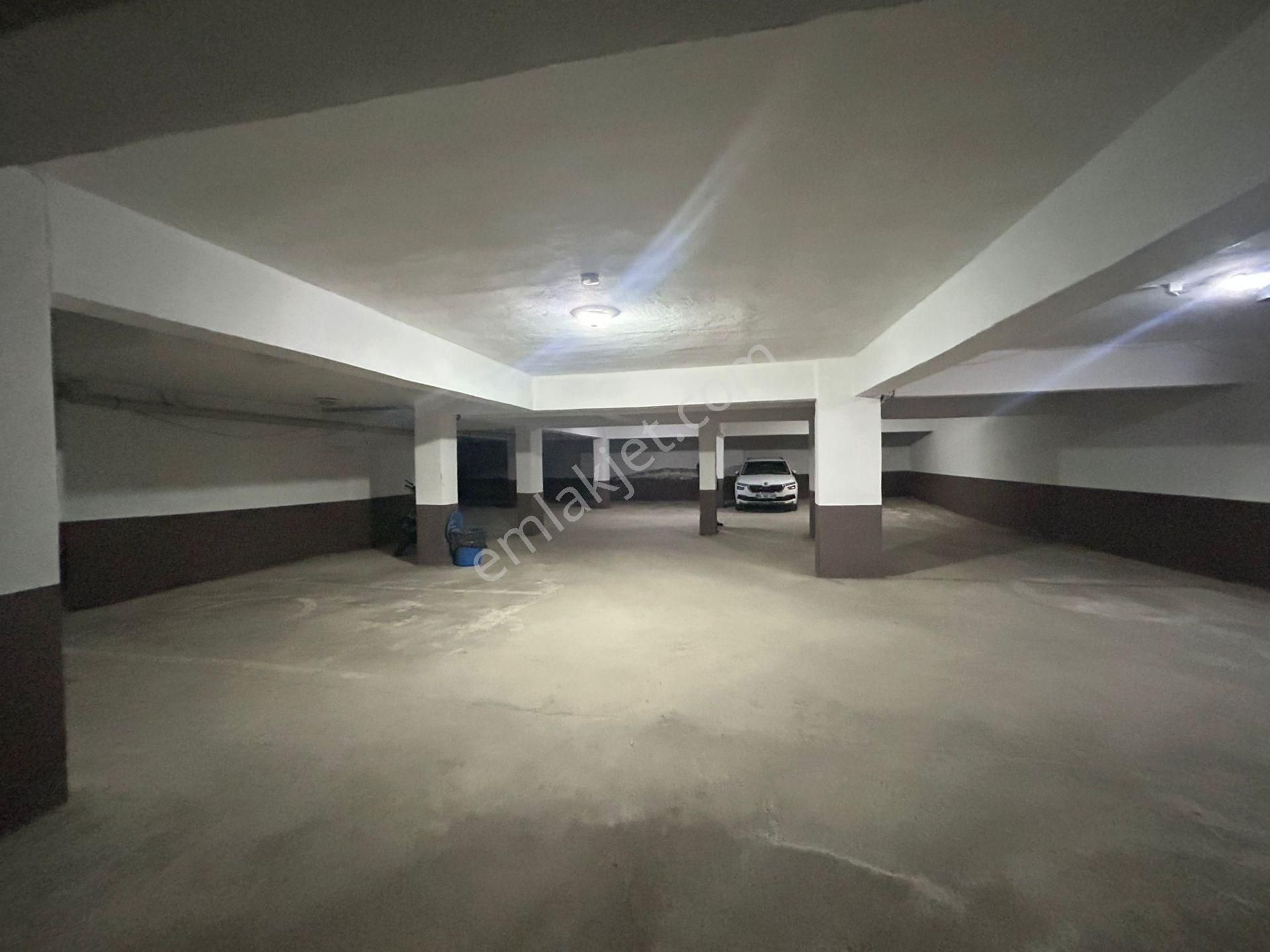 Taner'den Akpınar Mah'de 3+1 Orta Kat Çift Banyolu Asansörlü - Görsel 6