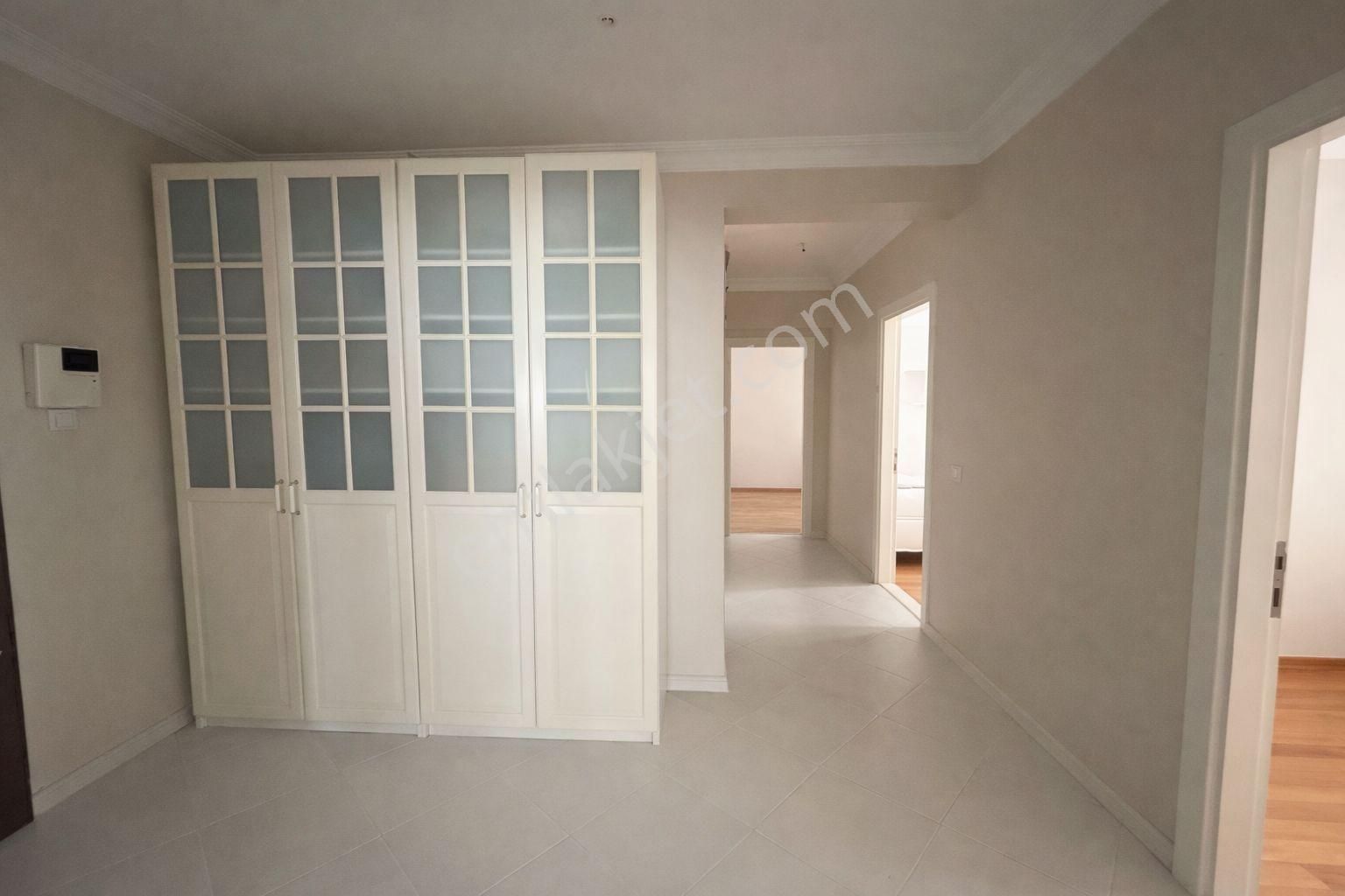 Taner'den Akpınar Mah'de 3+1 Orta Kat Çift Banyolu Asansörlü - Görsel 20