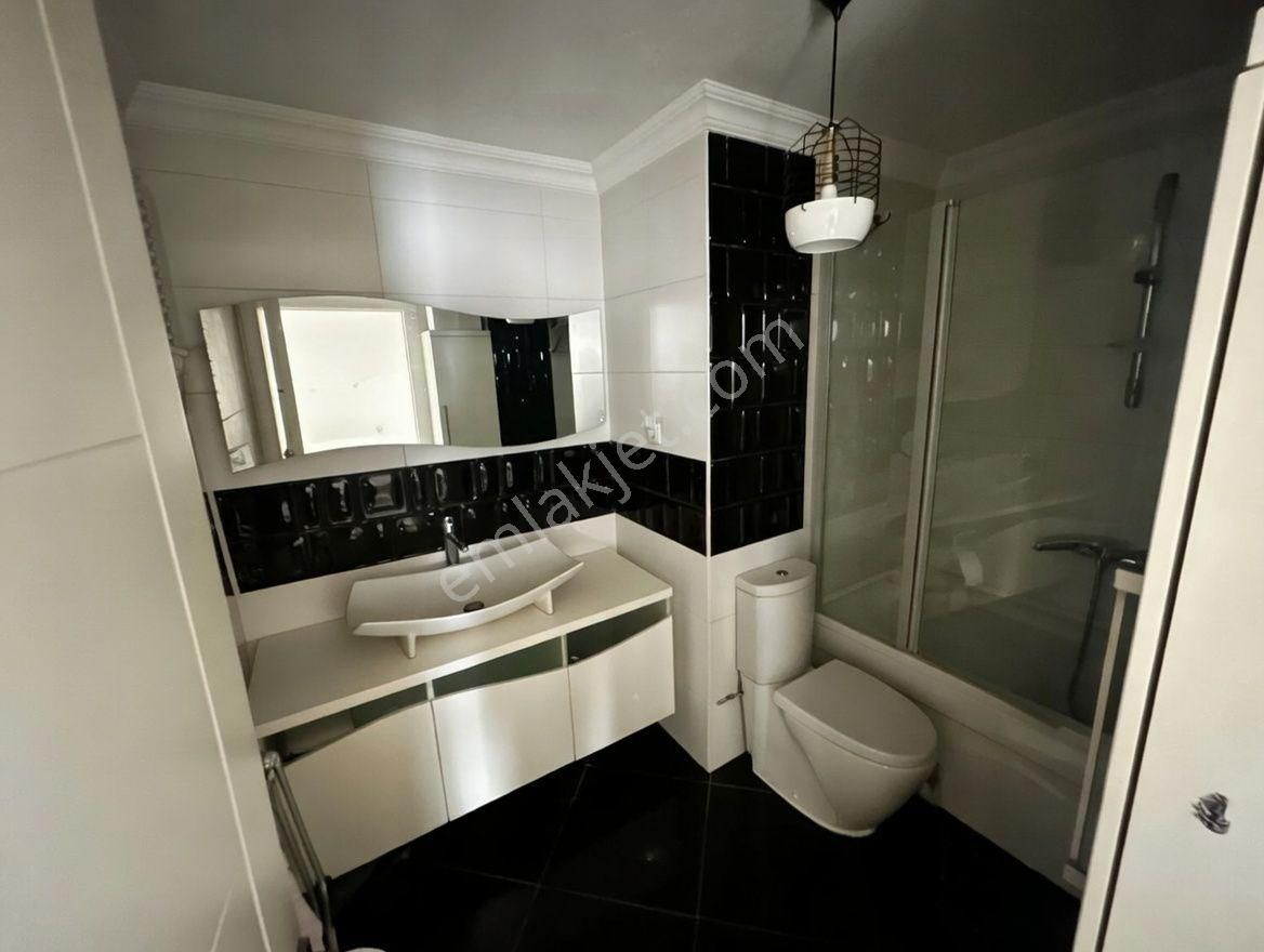 Taner'den Akpınar Mah'de 3+1 Orta Kat Çift Banyolu Asansörlü - Görsel 21