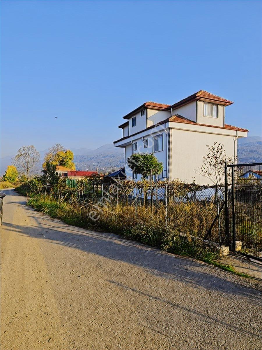 1.150 Metrekare Arsa İçinde 130 Metrekare Lüks 3+1 Yerdenısı Ev - Görsel 11