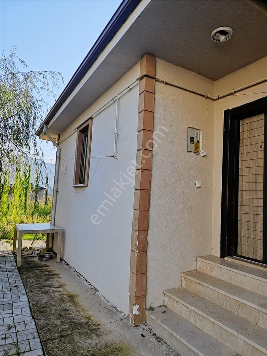 1.150 Metrekare Arsa İçinde 130 Metrekare Lüks 3+1 Yerdenısı Ev - Görsel 3