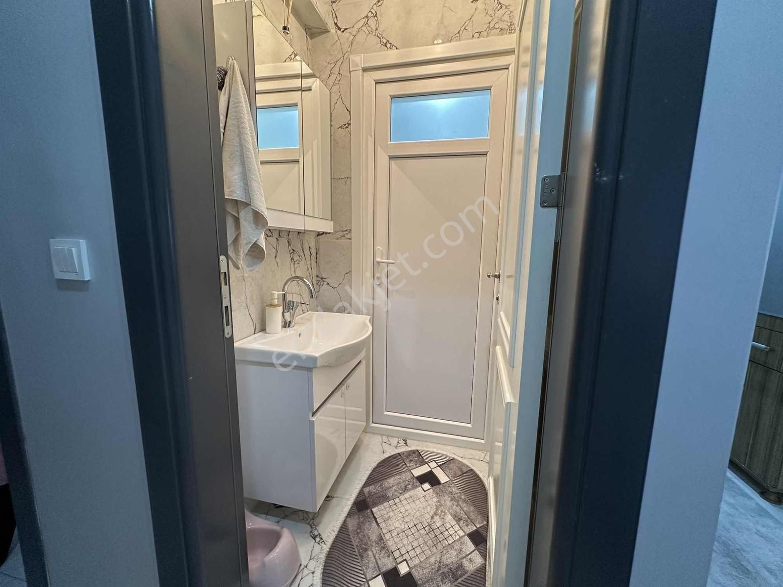 Merkezi Konumda İskanlı 3+1 Lüks Daire - Görsel 9