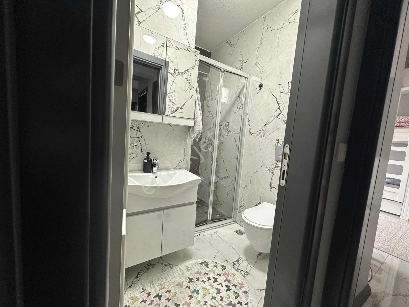 Merkezi Konumda İskanlı 3+1 Lüks Daire - Görsel 20