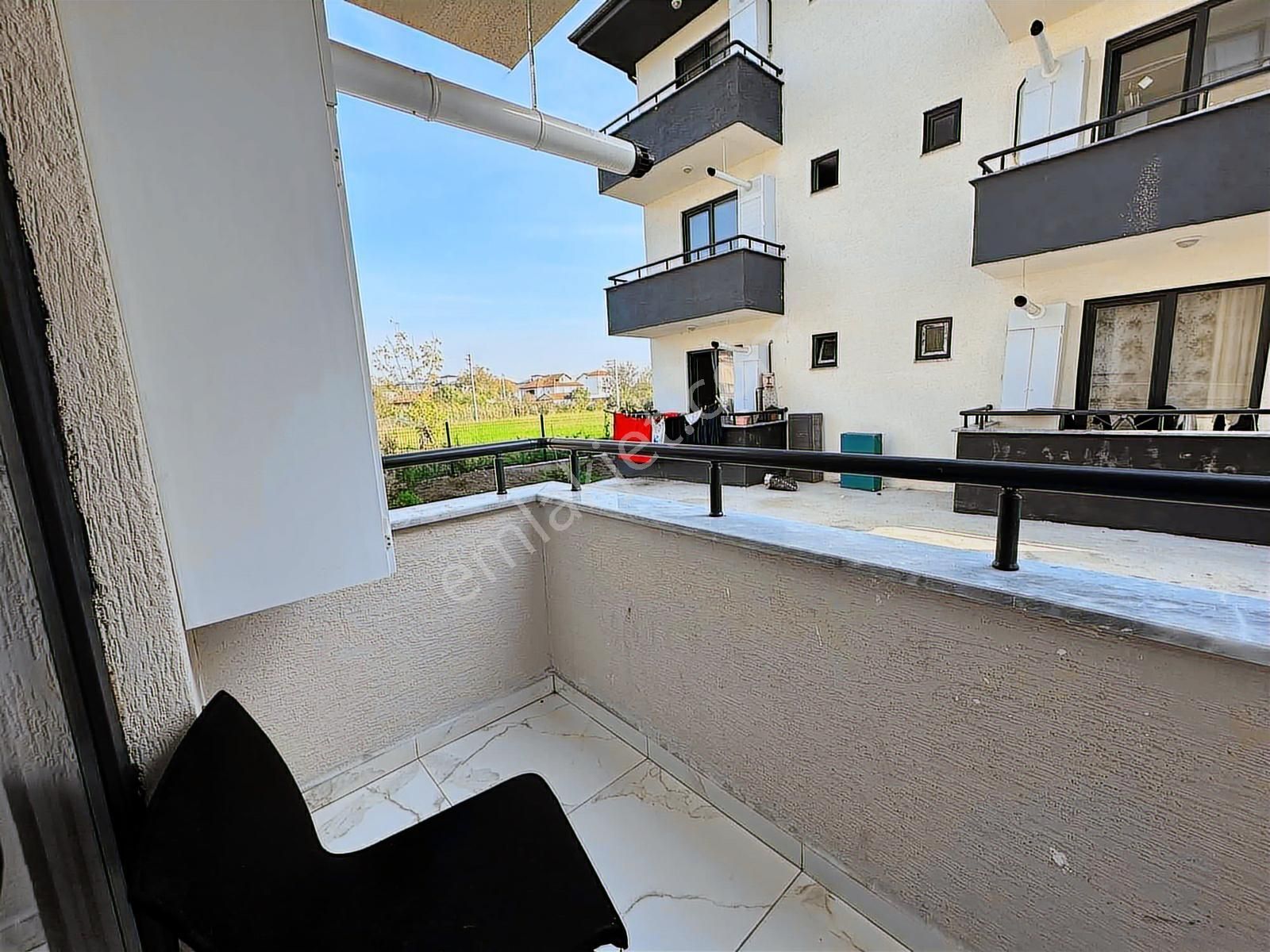 Yeni Mahallede Eşyalı Kiralık 1+1 Daire - Görsel 3