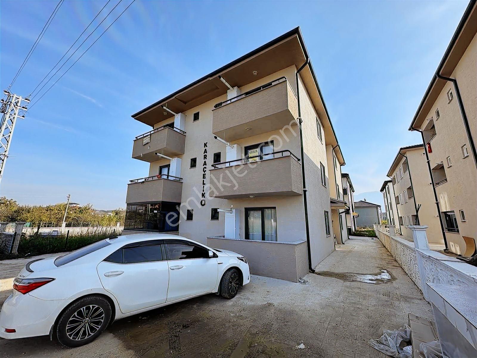 Yeni Mahallede Eşyalı Kiralık 1+1 Daire - Görsel 9