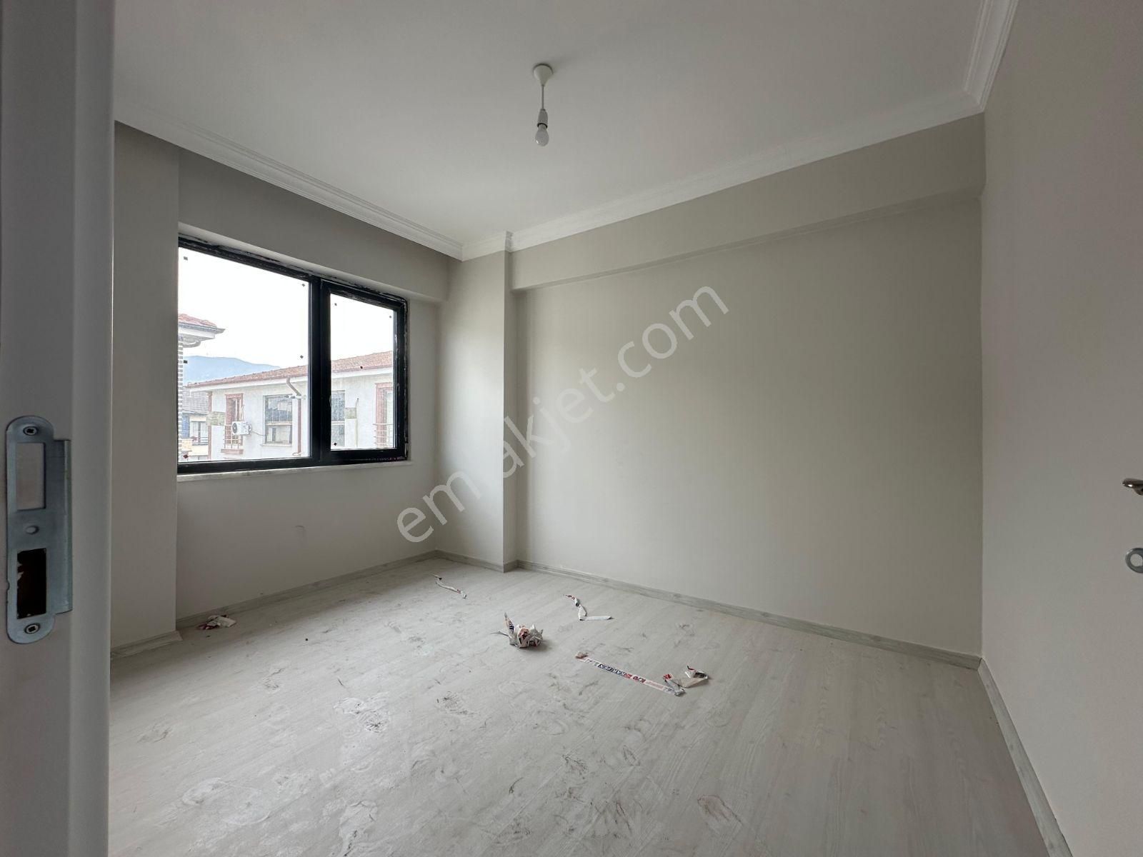 Aker Emlaktan Yunus Emre Mahallesinde Fırsat 1+1 Daire - Görsel 5