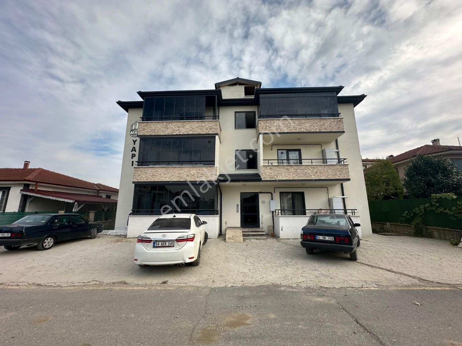 Aker Emlaktan Yunus Emre Mahallesinde Fırsat 1+1 Daire