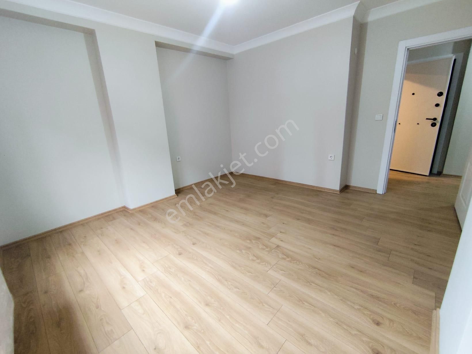 Mertcan Dan Fatih Mah 4+2 Balkonlu Sıfır Ters Dubleks Daire - Görsel 12