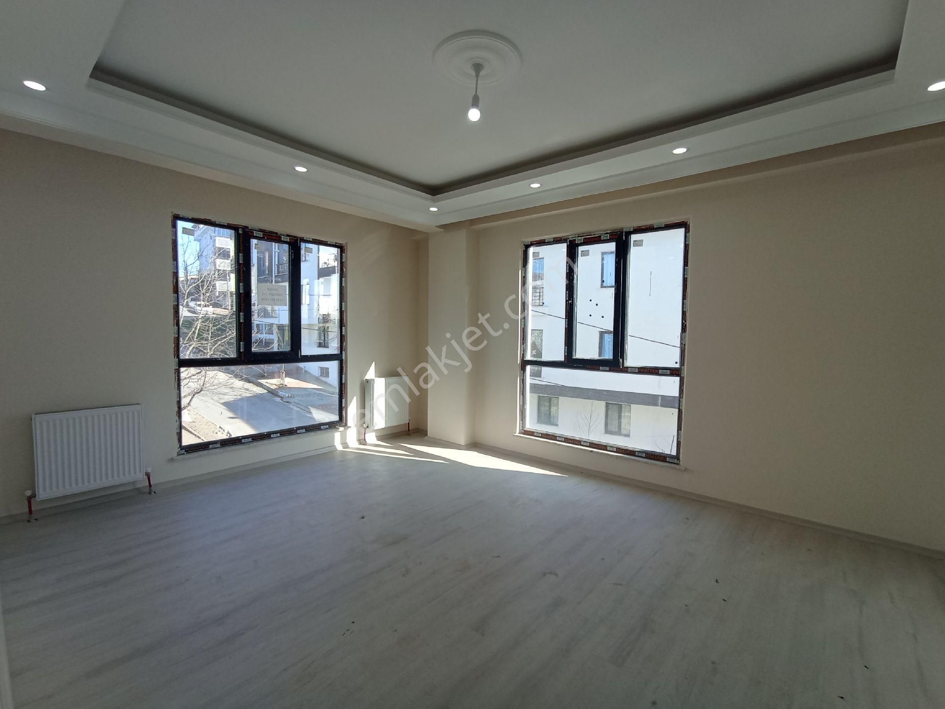 Asansörlü, Otoparklı, Site Konseptli Sıfır 2+1 Kiralık Daire | 80 M² | Ulaşıma Yakın