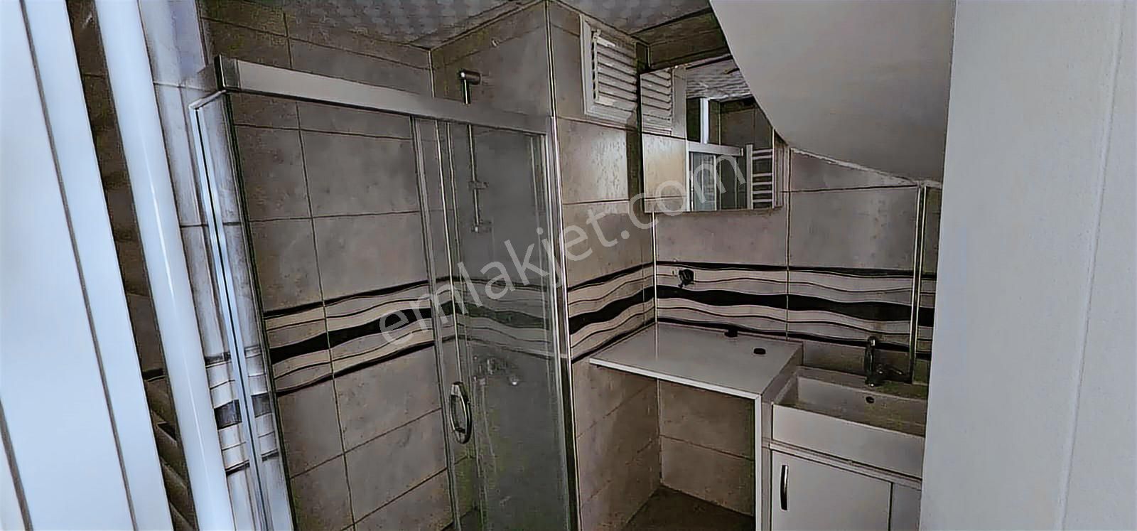 Çiğli Yeni Mahallede Aile Binası Dubleks Daire - Görsel 6
