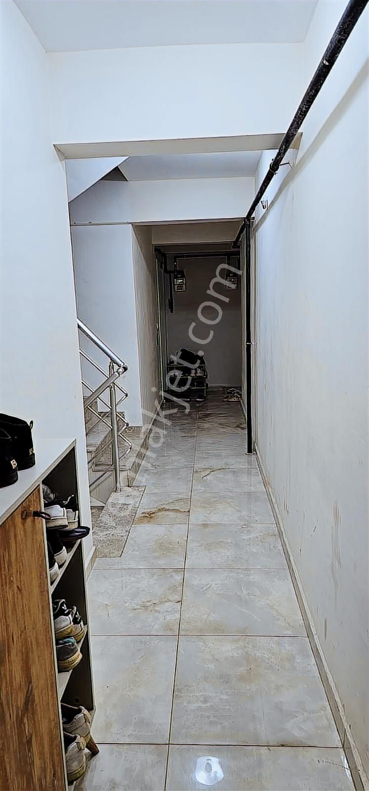 Çiğli Yeni Mahallede Aile Binası Dubleks Daire - Görsel 3