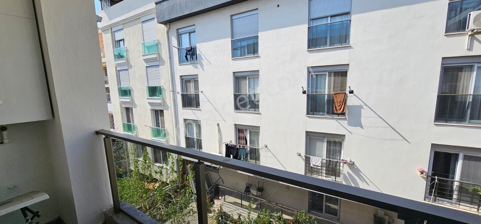 Çiğli Yeni Mahallede Aile Binası Dubleks Daire - Görsel 23