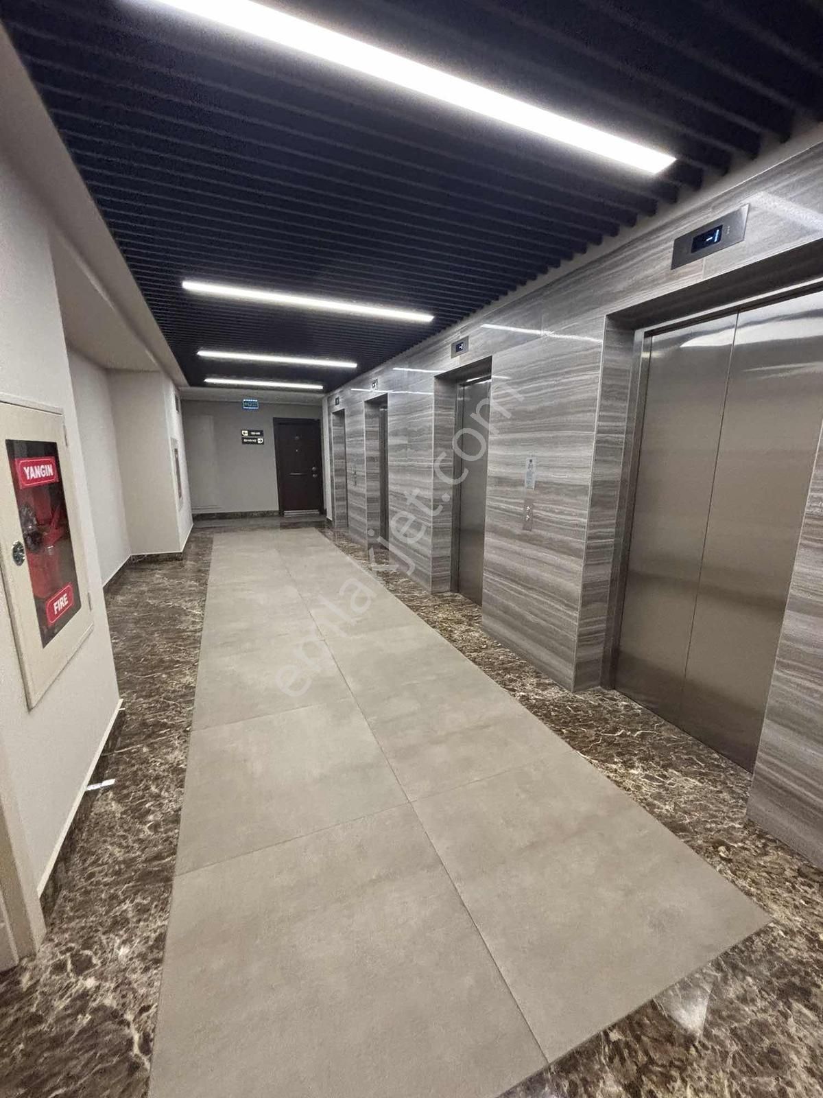 Kaan Emlaktan Sinpaş Aqua City De 1+1 Full Eşyalı - Görsel 21