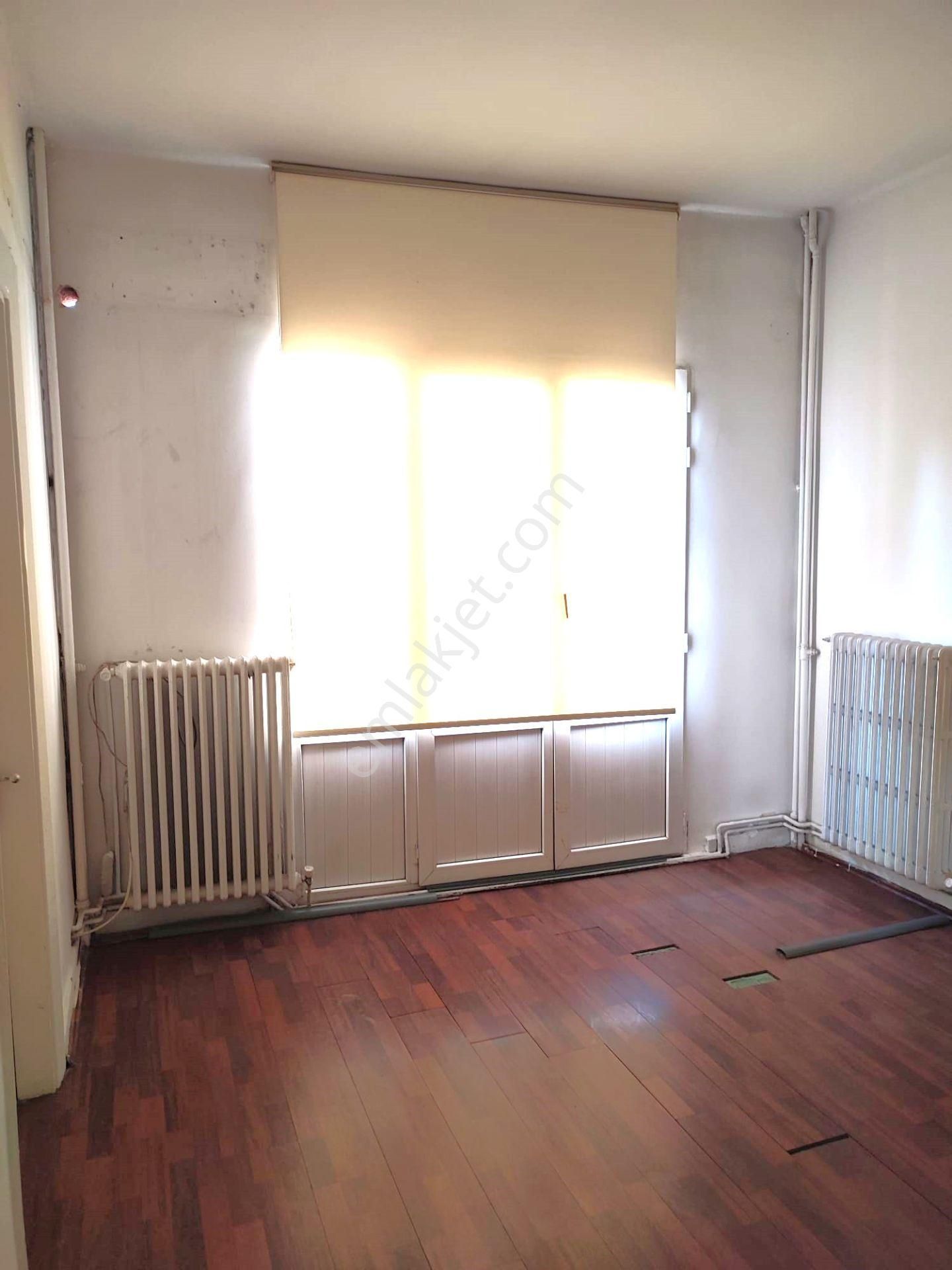 Suna Tabakçı'dan Taksim Cumhuriyet Caddesi 125 M2 Kiralık Ofis - Görsel 26