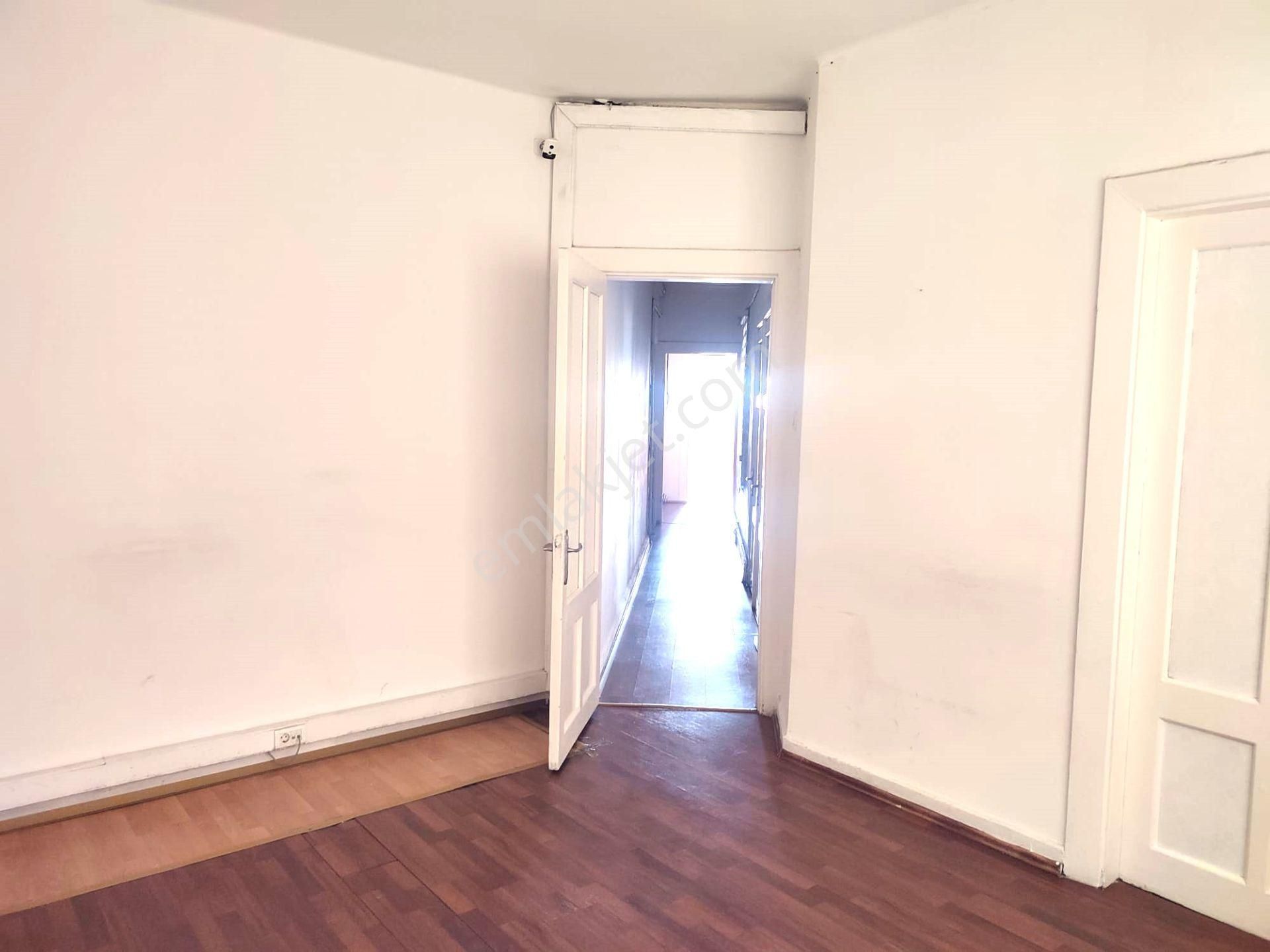 Suna Tabakçı'dan Taksim Cumhuriyet Caddesi 125 M2 Kiralık Ofis - Görsel 27