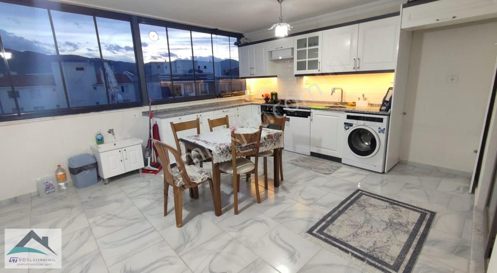 50.yıl Mah Çift Girişli 6+2 Full Özellikli Satılık Dubleks