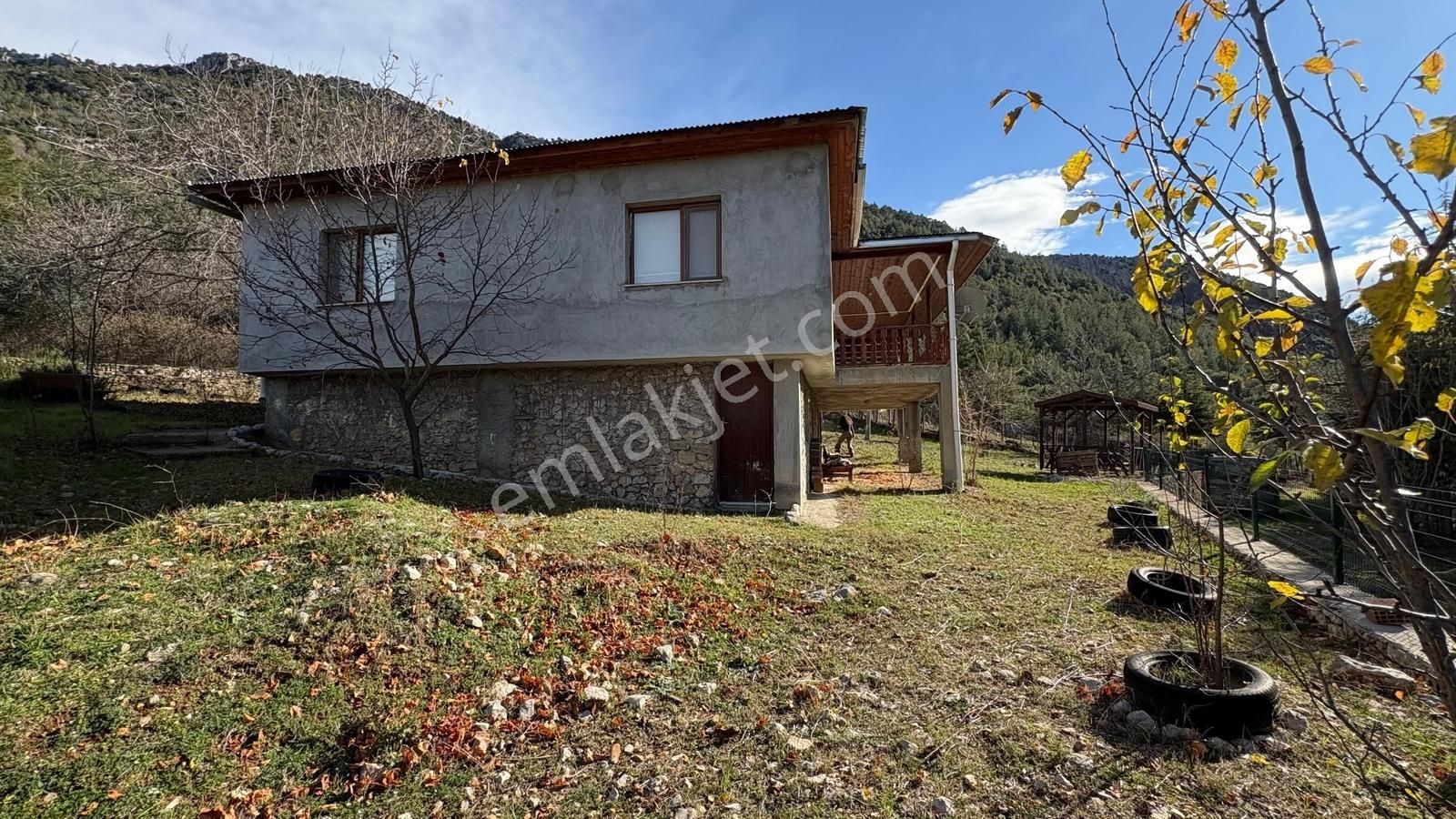 Yiğithan Gayrimenkul Dan Satılık Yayla Evi Ve Arsası - Görsel 3