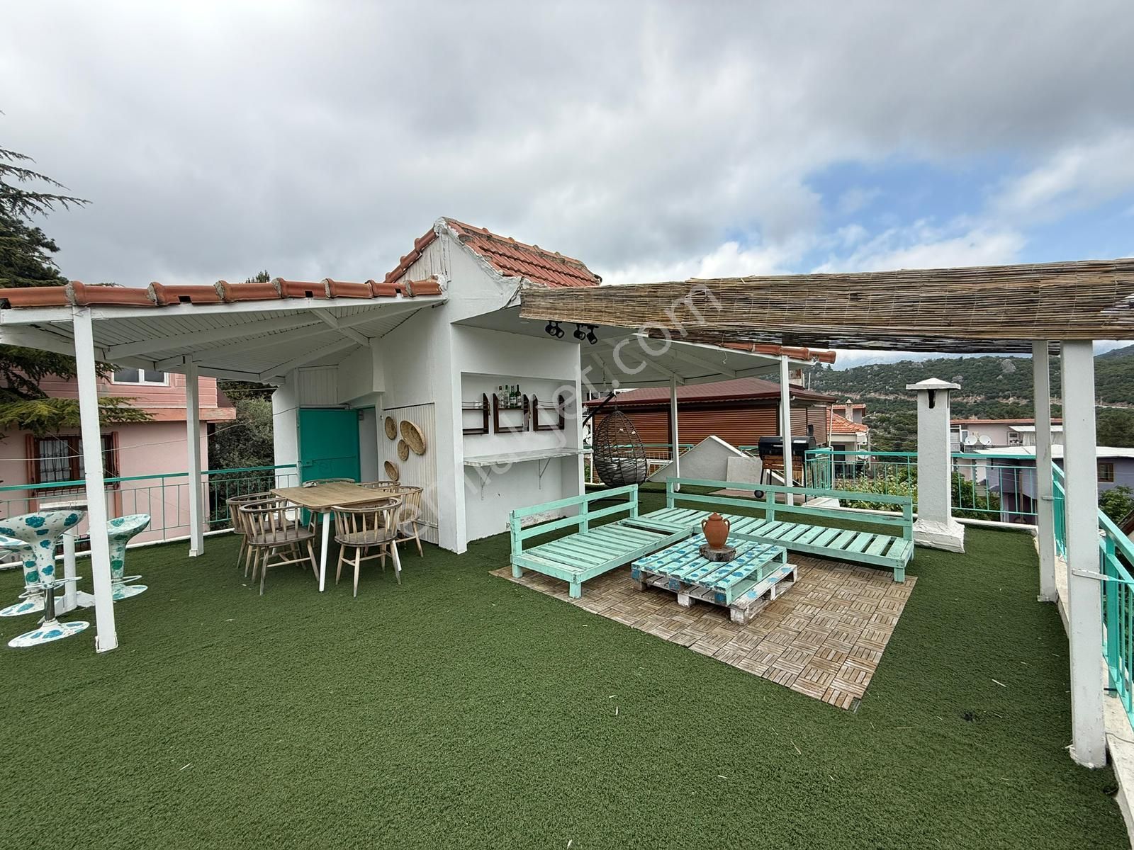 Konyaaltı Geyıkbayır Da Satılık 2+1 Teraslı Mustakıl Vıllla .