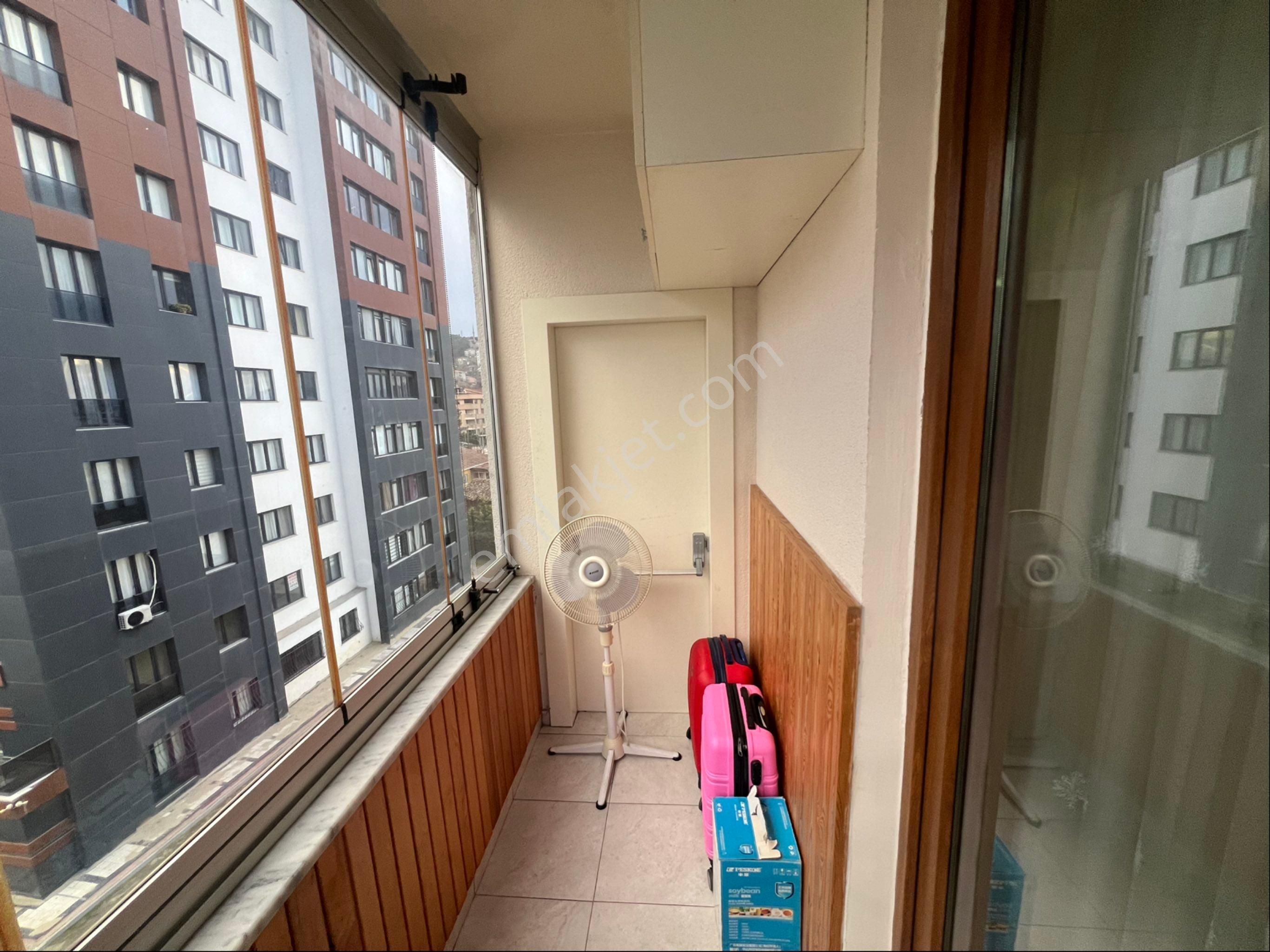 İstanbul Kartal – Yakacık’ta Merkezi Konumda Eşyalı 3+1 Satılık Daire - Görsel 19