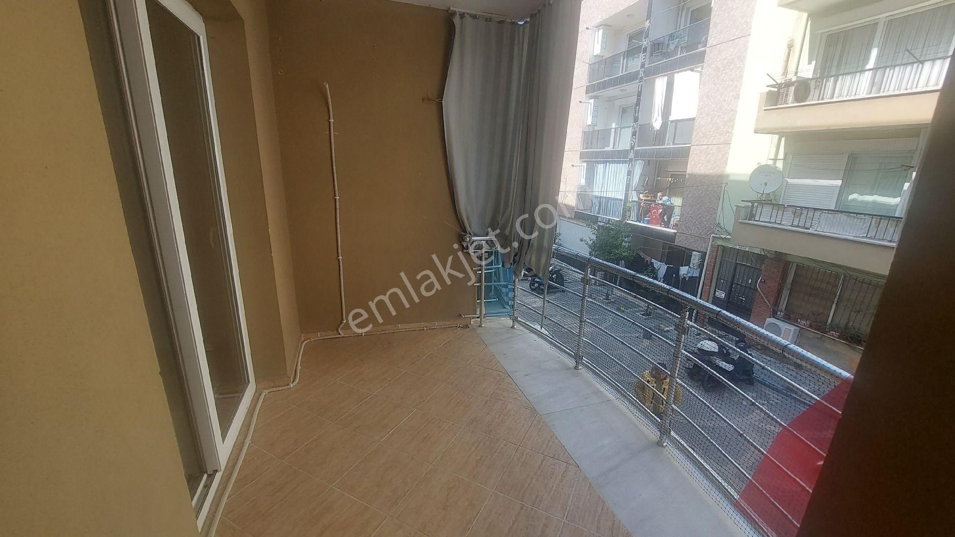 Kuşadası Türkmende Kiralık 2+1 90 M2 Daire. - Görsel 14