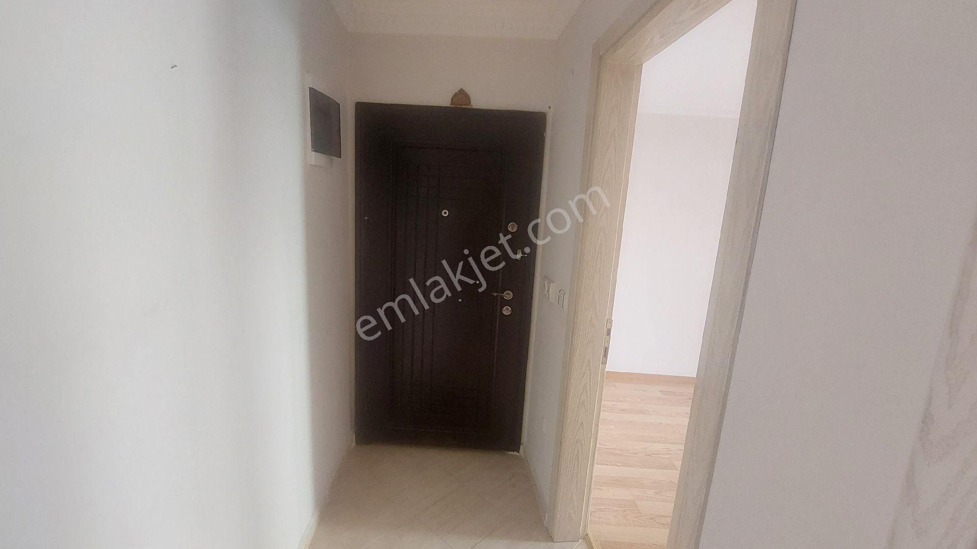 Kuşadası Türkmende Kiralık 2+1 90 M2 Daire. - Görsel 6