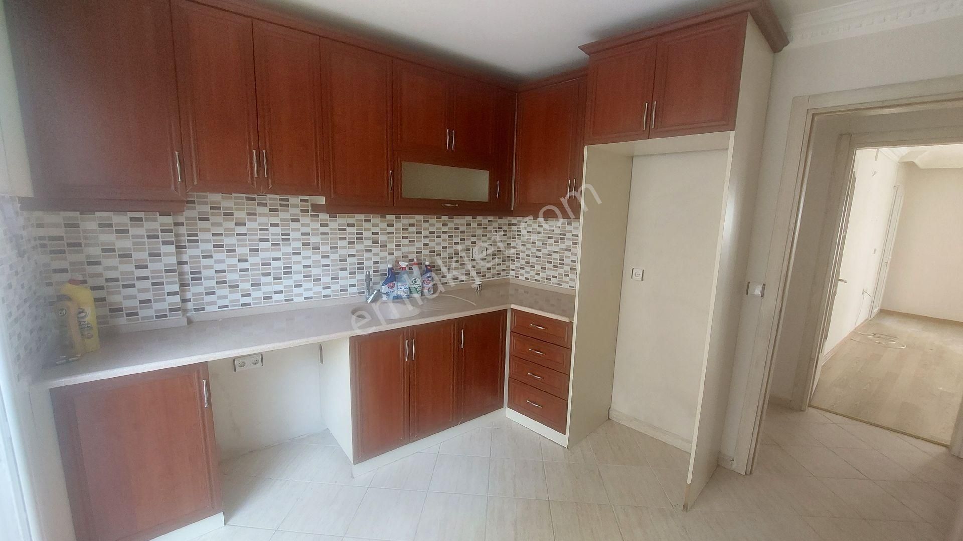 Kuşadası Türkmende Kiralık 2+1 90 M2 Daire. - Görsel 10