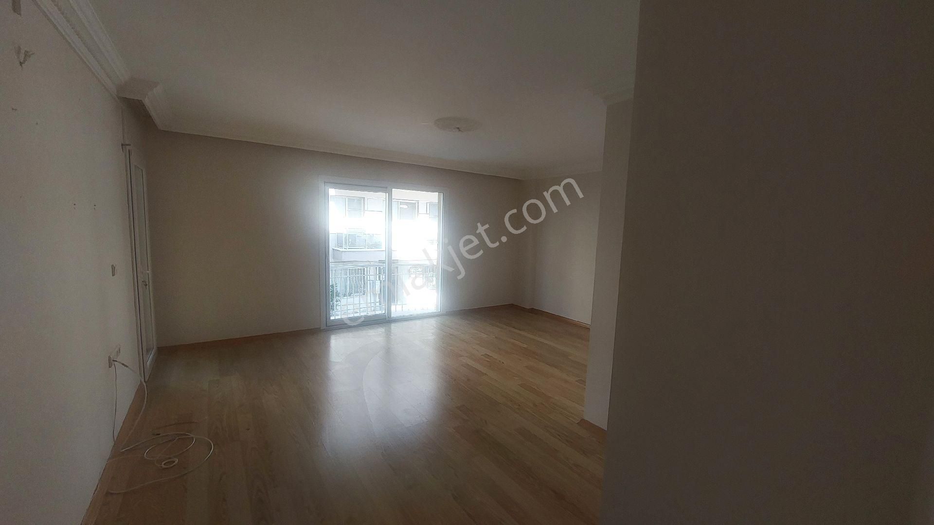 Kuşadası Türkmende Kiralık 2+1 90 M2 Daire. - Görsel 16