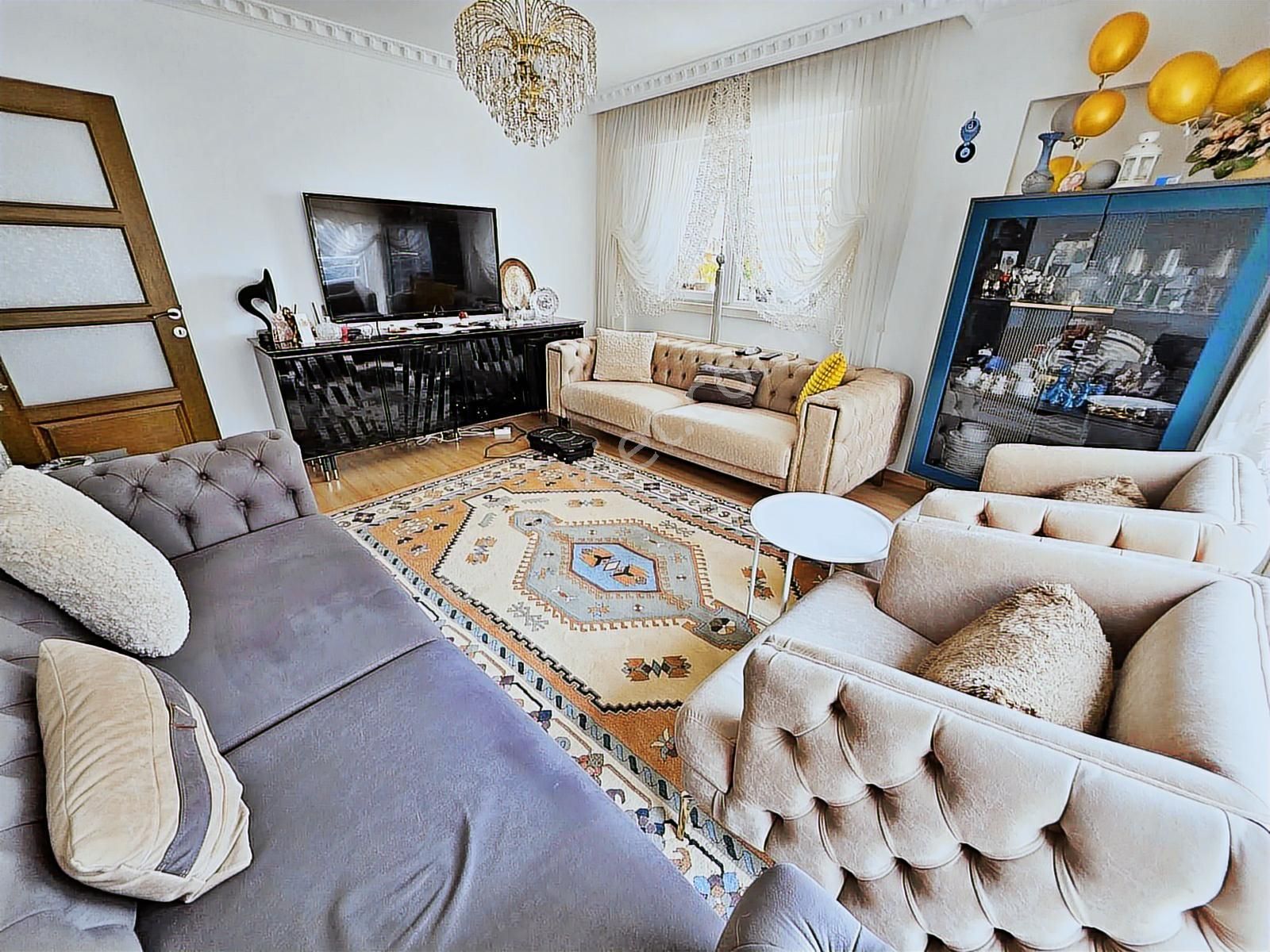 Merkezi Konumda Ego Dolmuş Önünden Geçiyor Katta Asansörlü 3+1 - Görsel 23