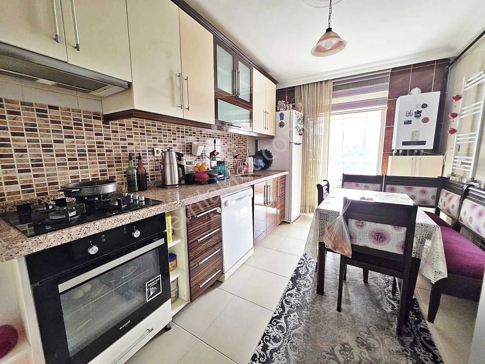 Merkezi Konumda Ego Dolmuş Önünden Geçiyor Katta Asansörlü 3+1 - Görsel 22