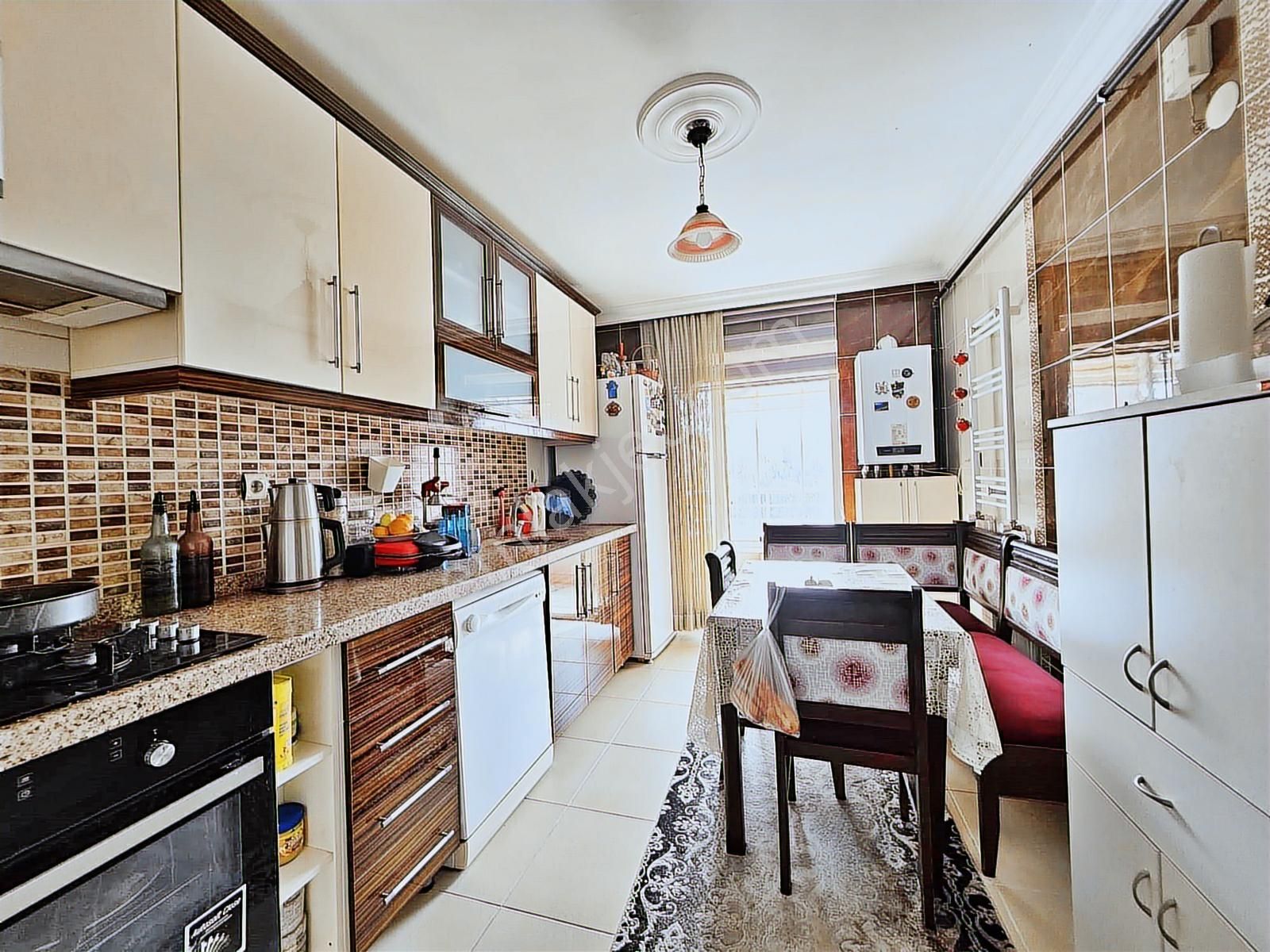 Merkezi Konumda Ego Dolmuş Önünden Geçiyor Katta Asansörlü 3+1 - Görsel 11