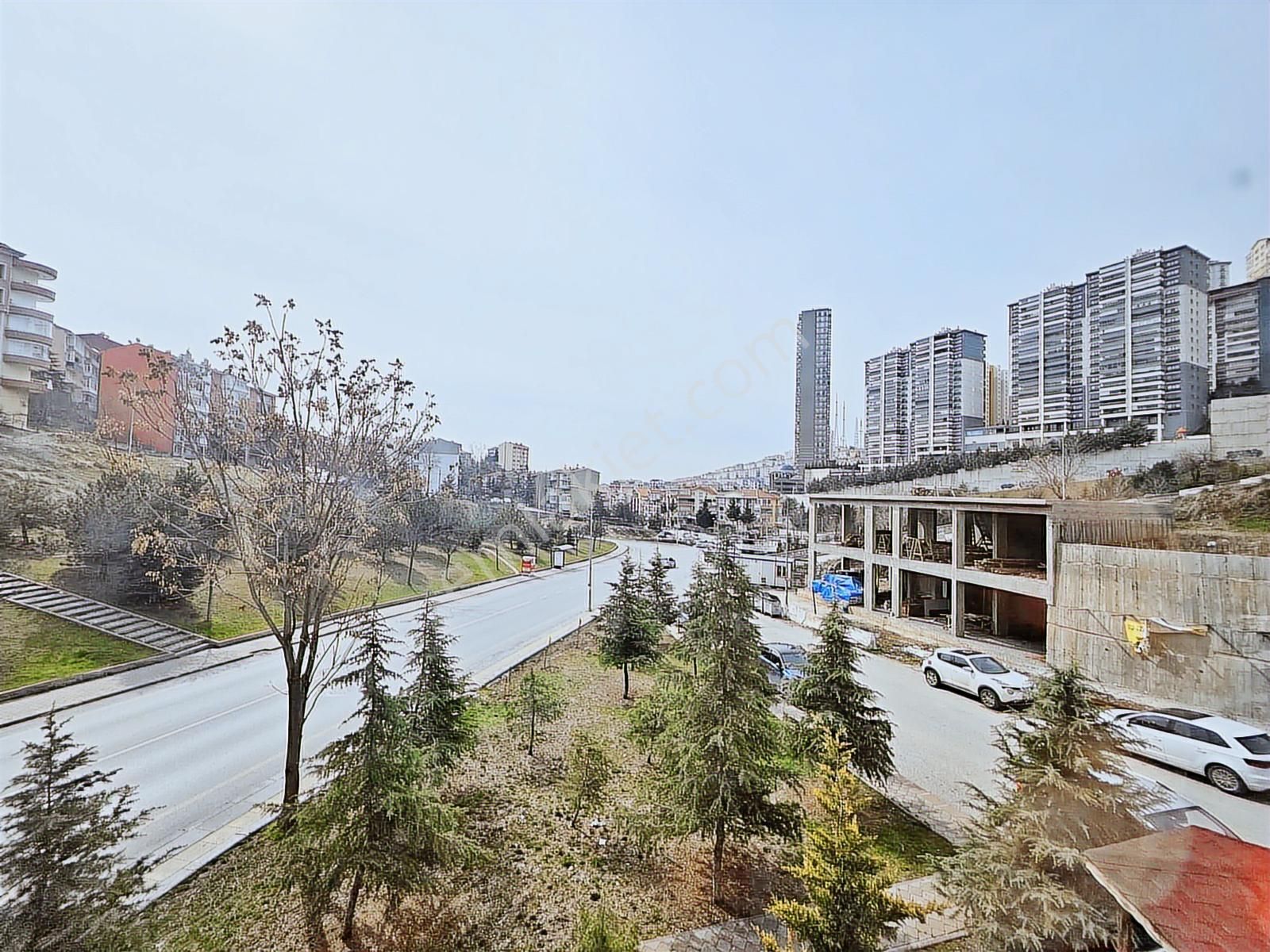 Merkezi Konumda Ego Dolmuş Önünden Geçiyor Katta Asansörlü 3+1 - Görsel 2