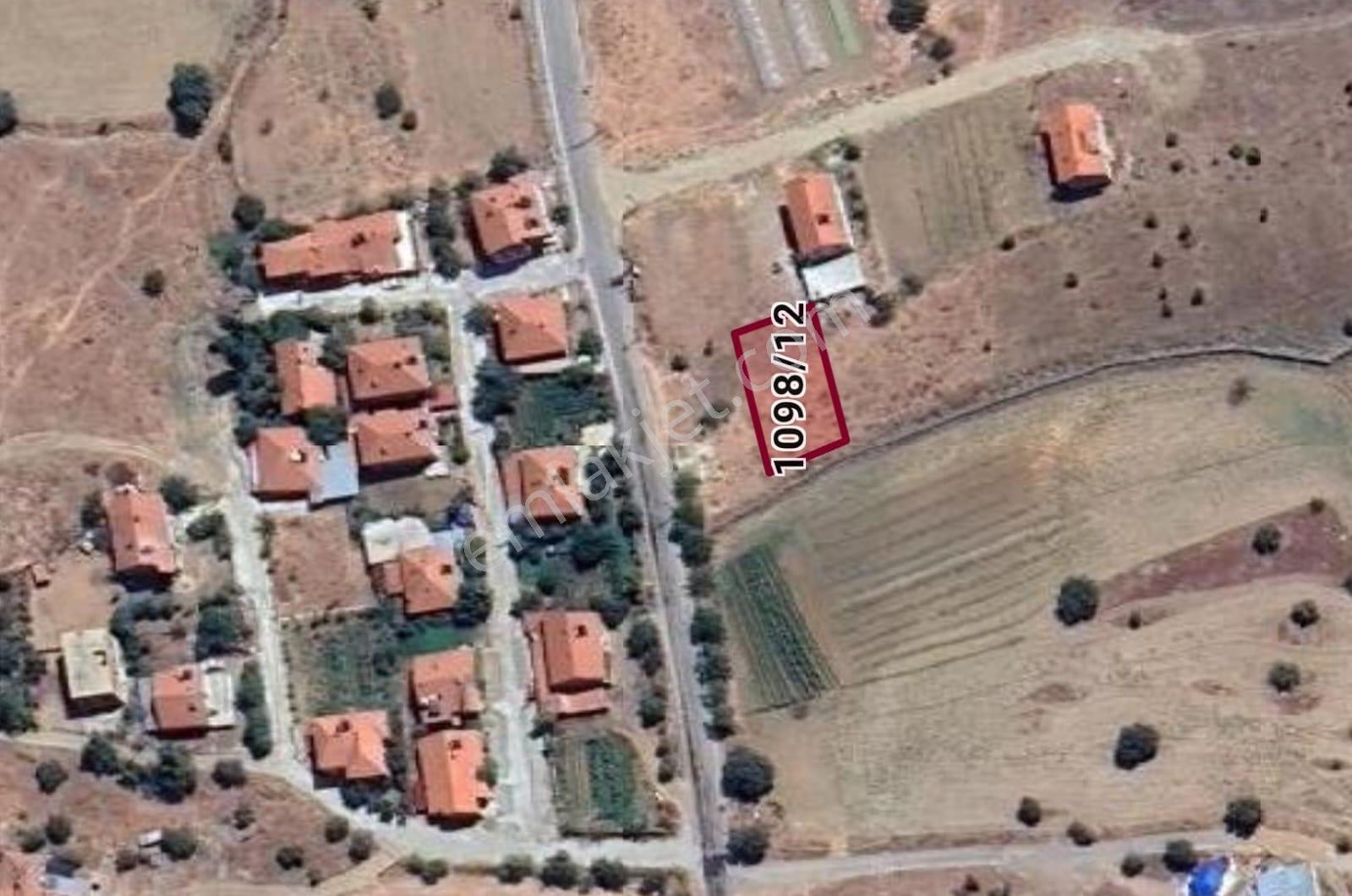 Uşak Eşme Cumhuriyet Mahallesinde 395m2 Satılık Arsa - Görsel 11