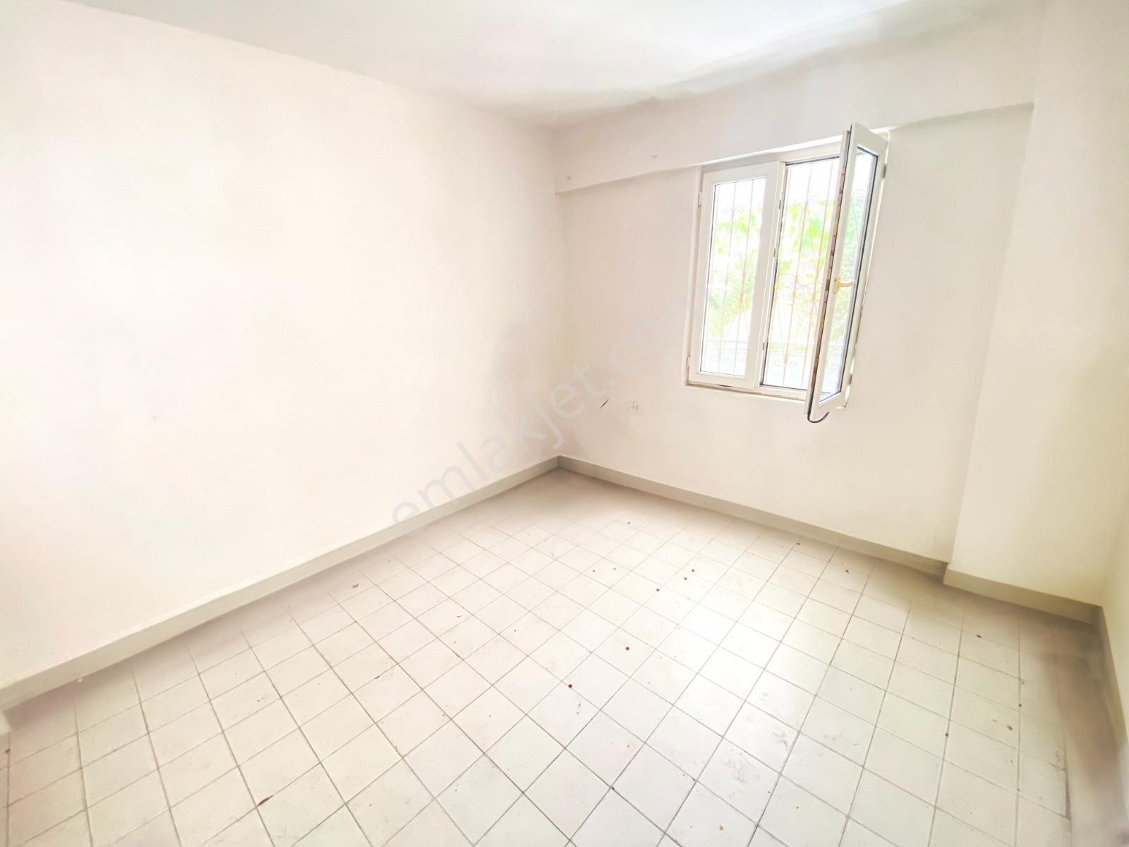 Ata'dan Mba Koleji Yakını Giriş Kat Ve Bahçeli 2+1 Düz Daire - Görsel 15