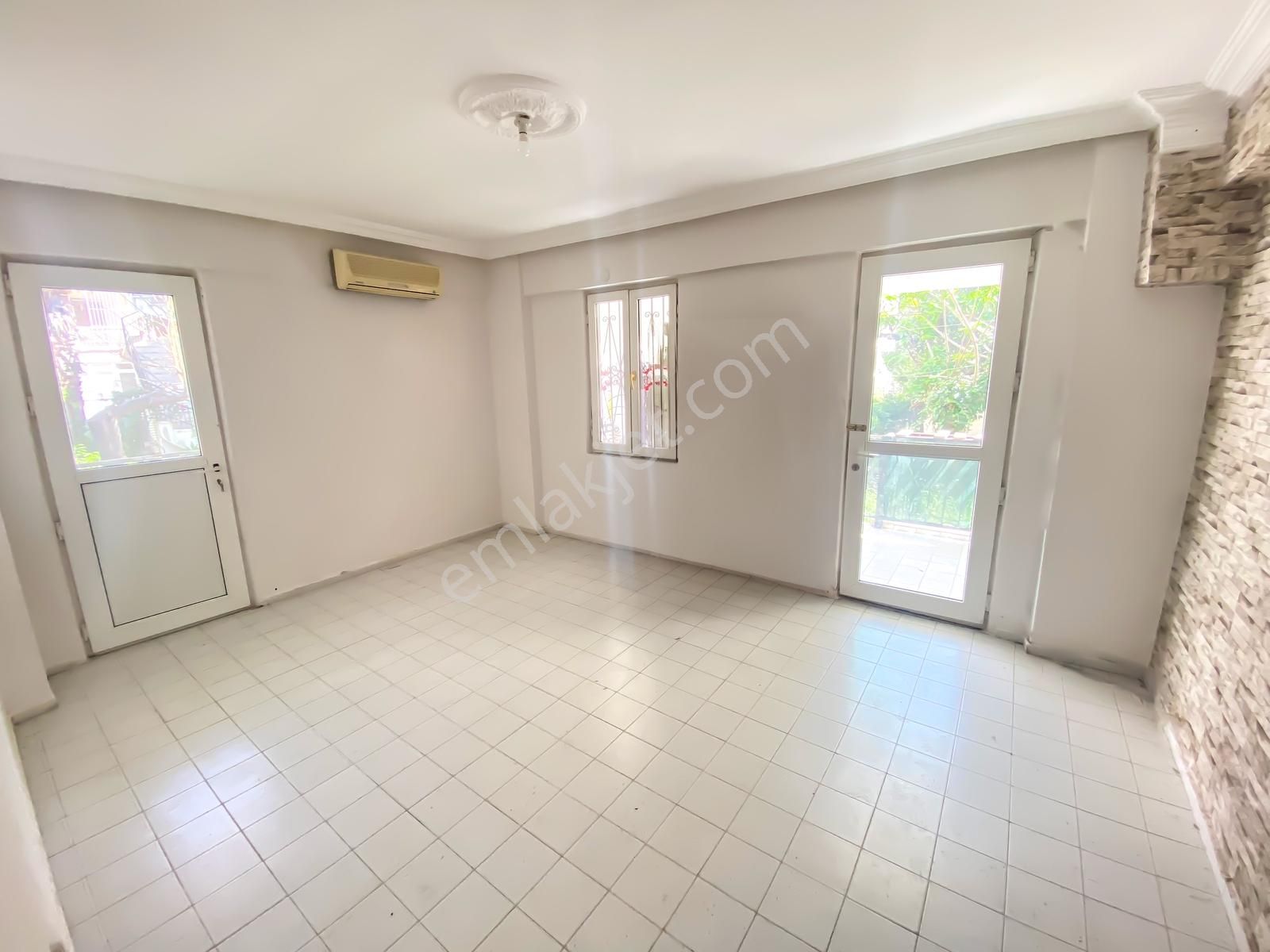 Ata'dan Mba Koleji Yakını Giriş Kat Ve Bahçeli 2+1 Düz Daire - Görsel 8