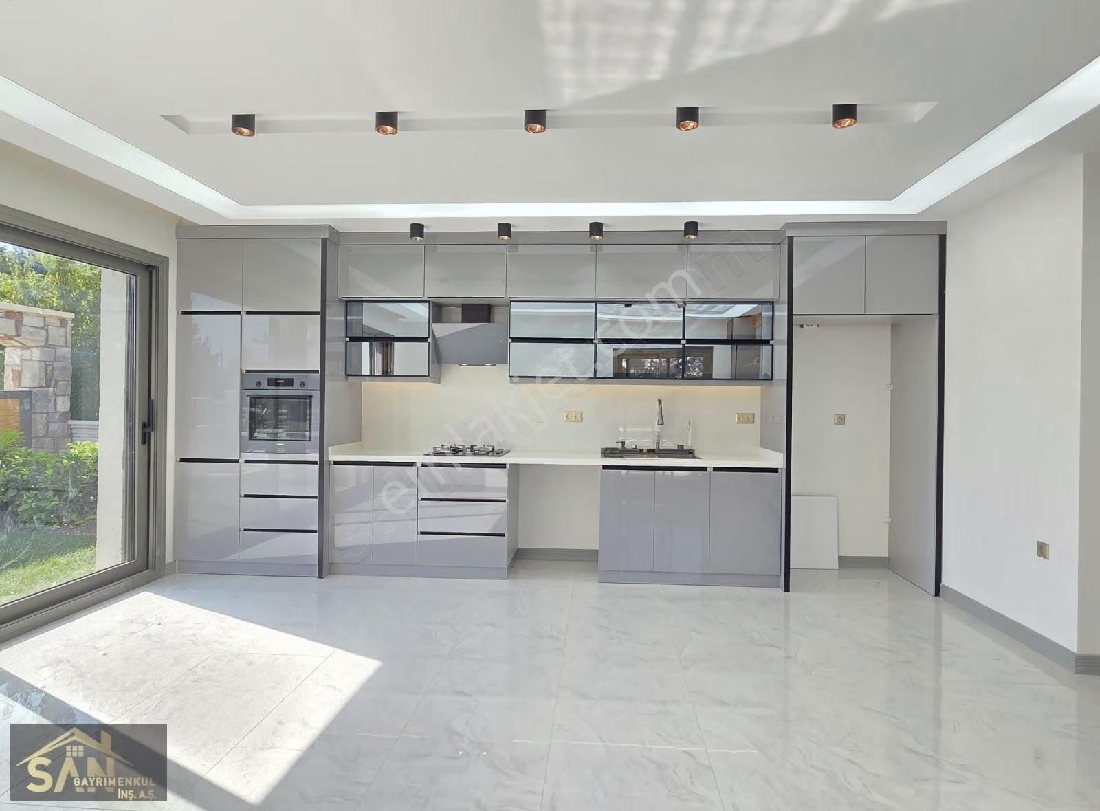 Urla Çeşme Altında 3+1 Satılık Lux Villa - Görsel 3