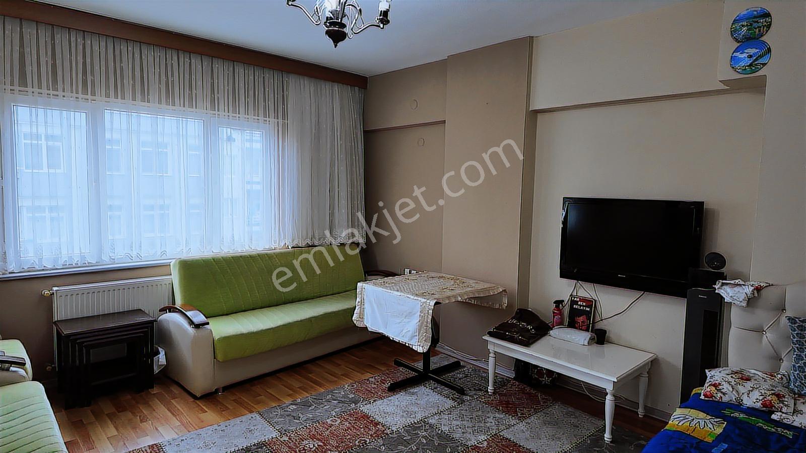 Şirinevler'de Geniş 2+1 | Ara Kat | Eşyalı Satılık Daire - Görsel 21