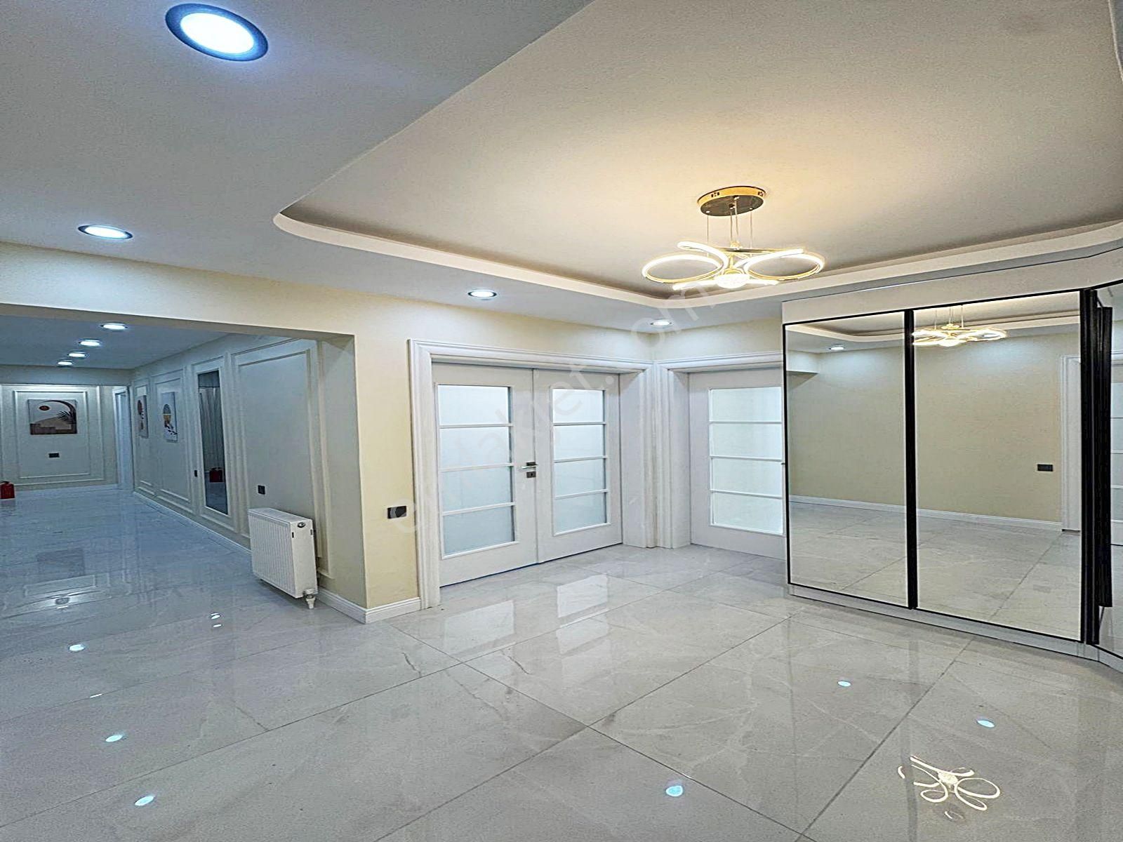 Cadde34 Yapı'dan West Marinaya Komşu Site İçerisinde Full Dekorlu Devasa M2 De Satılık 3+1 Daire!! - Görsel 8