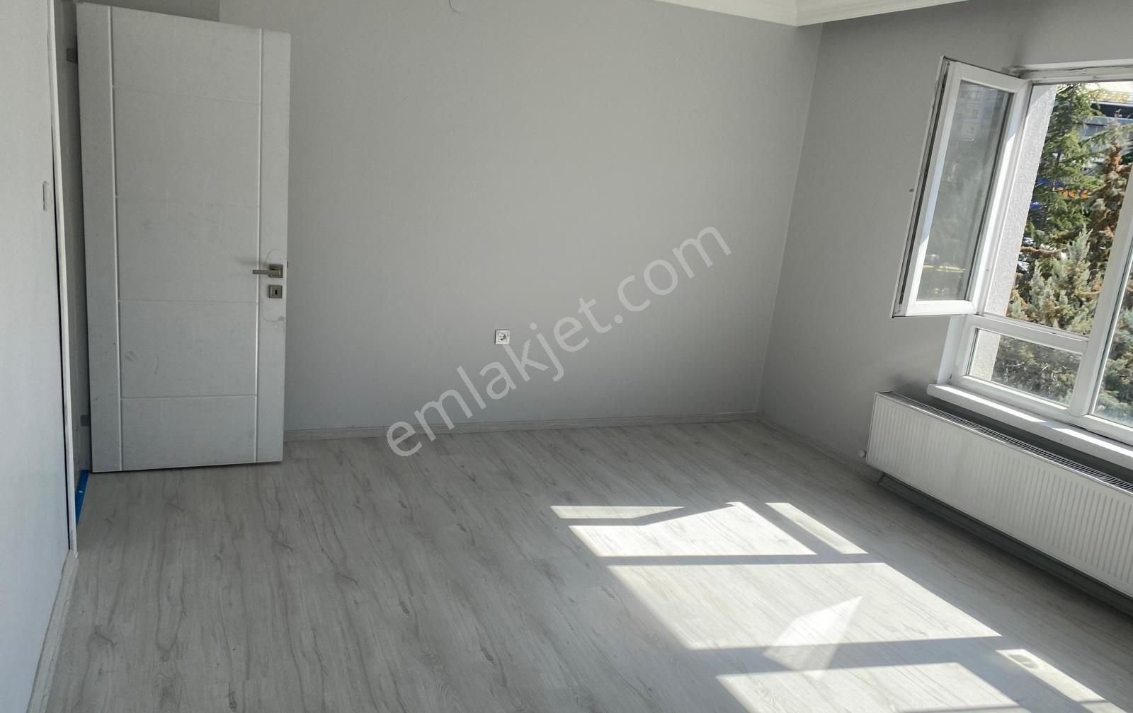 Kapalı Pazar Yeri Karşısı 3+1 Köşe Daire - Görsel 2