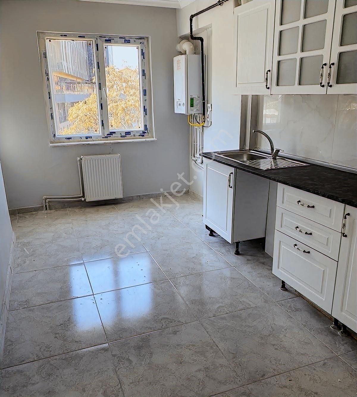 Kapalı Pazar Yeri Karşısı 3+1 Köşe Daire - Görsel 15