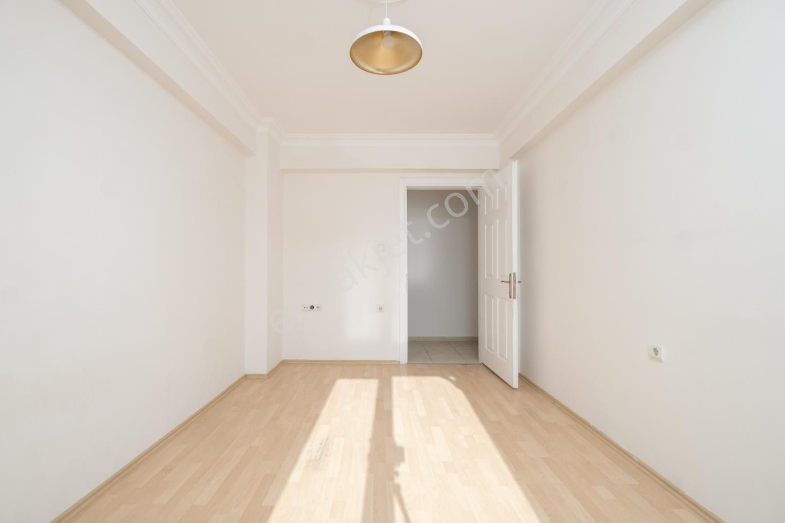 Remaxadvantage'den 23 Nısanda ,geniş 4+1 Havuzlu Daire - Görsel 10