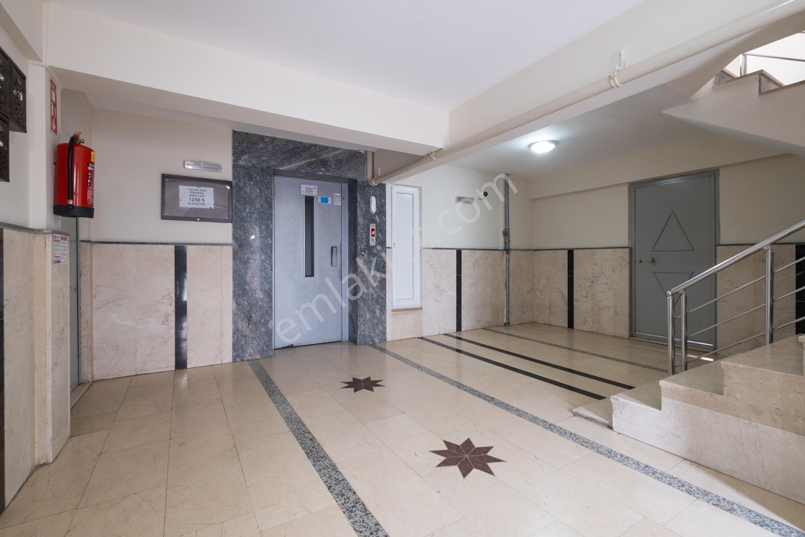 Remaxadvantage'den 23 Nısanda ,geniş 4+1 Havuzlu Daire - Görsel 15