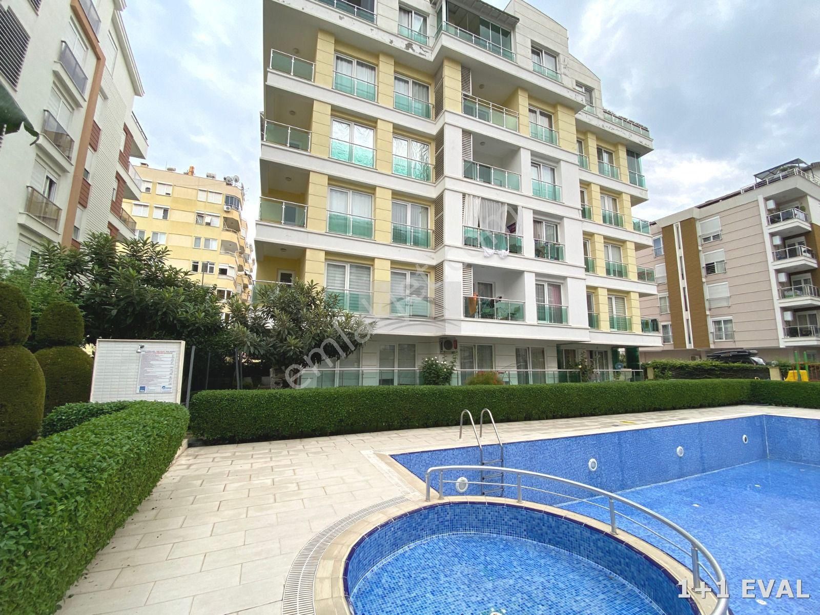 Konyaaltı Liman Mah Satılık Denize Yakınkonum Da Lüks Sitede /