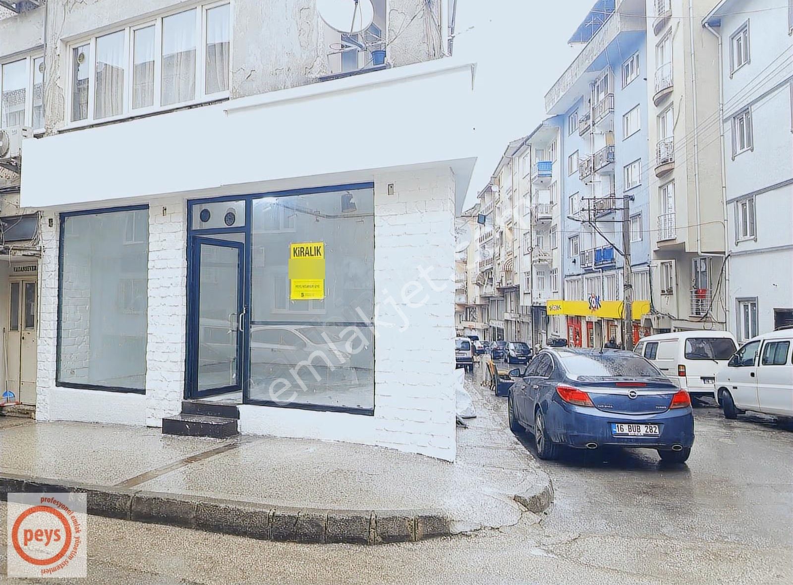 Şehrin Merkezinde Ana Caddesi Üzerinde Köşe Mağaza - Görsel 20