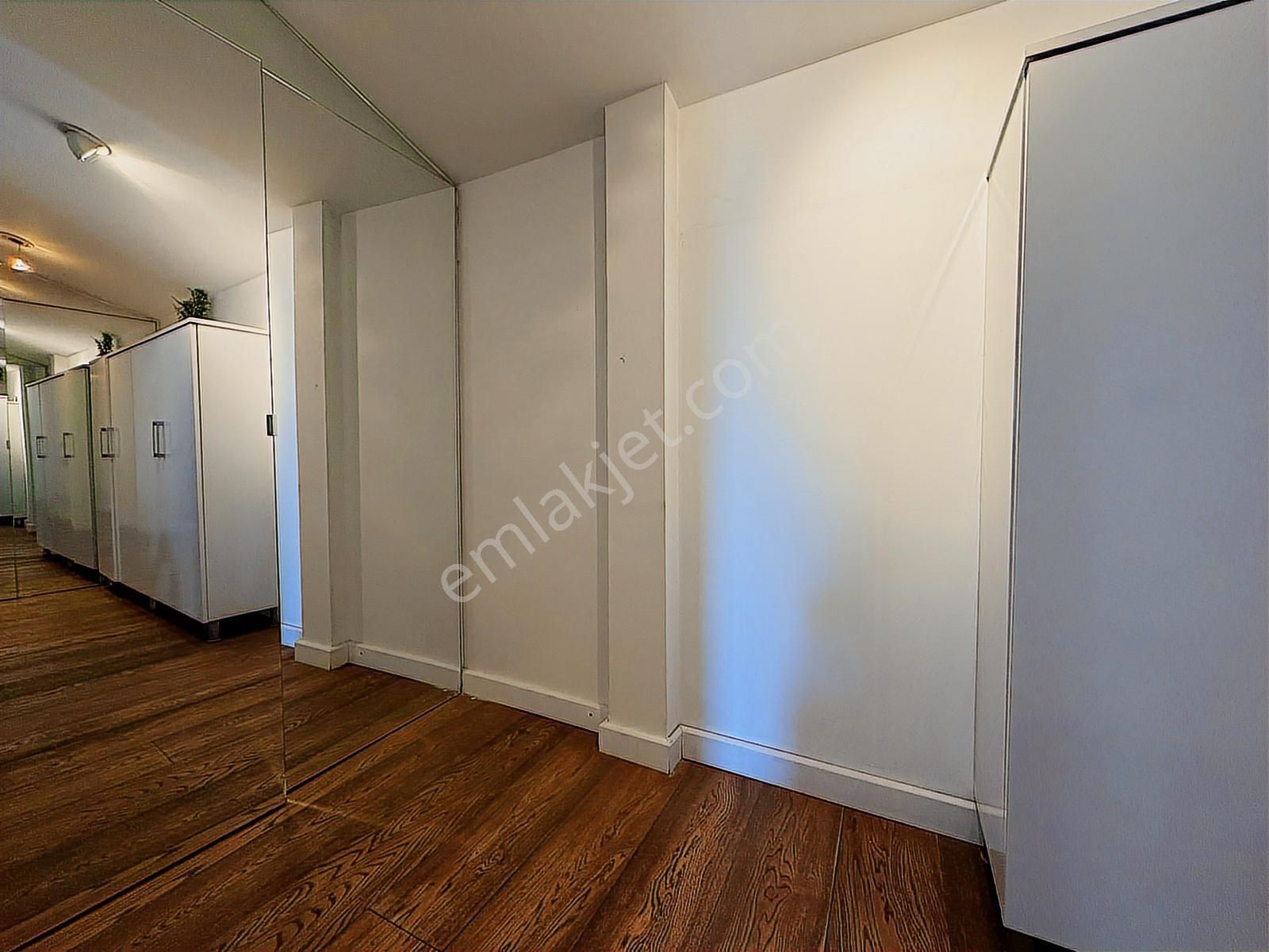 Akaretler Sıraevler Geniş Teraslı Home Offıce - Görsel 8