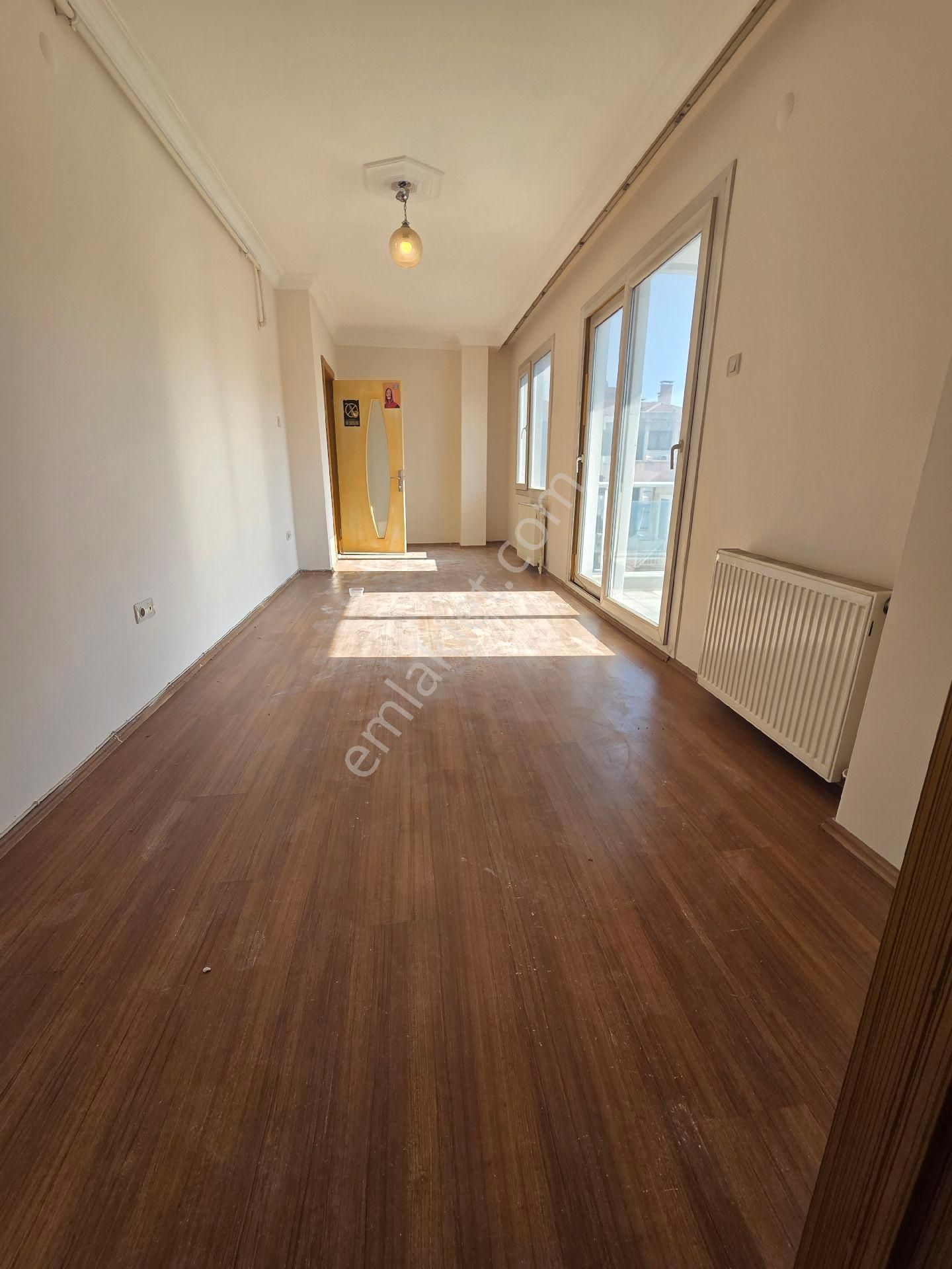 Küçükpark Süvari Caddesi 2+1 Geniş Doğalgazlı Kiralık Daire - Görsel 24