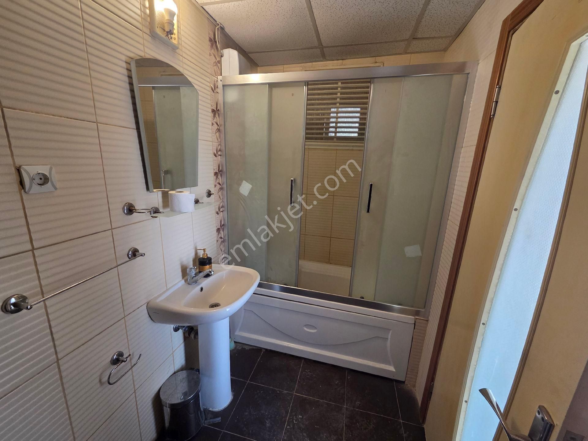 Küçükpark Süvari Caddesi 2+1 Geniş Doğalgazlı Kiralık Daire - Görsel 20