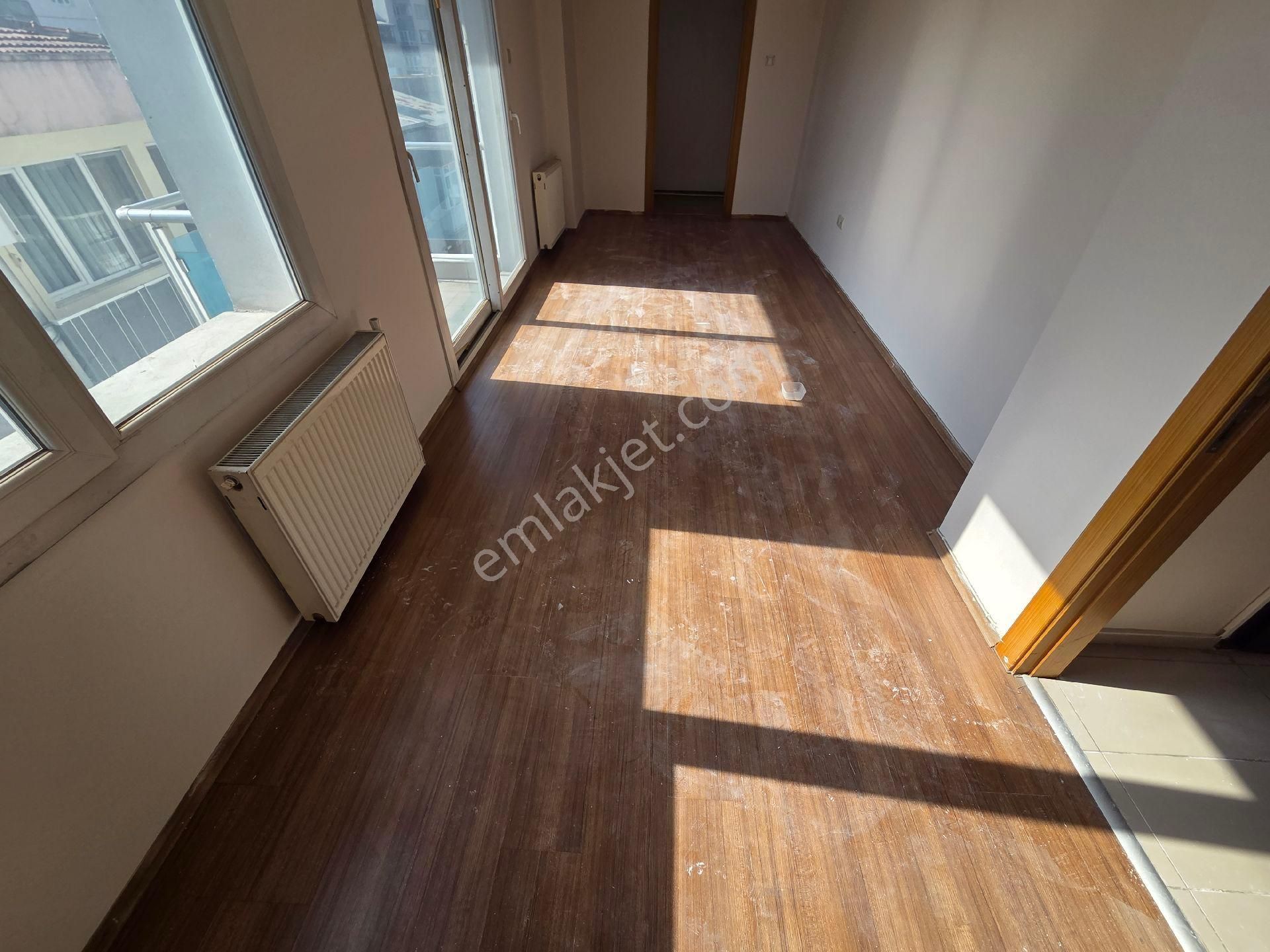 Küçükpark Süvari Caddesi 2+1 Geniş Doğalgazlı Kiralık Daire - Görsel 21