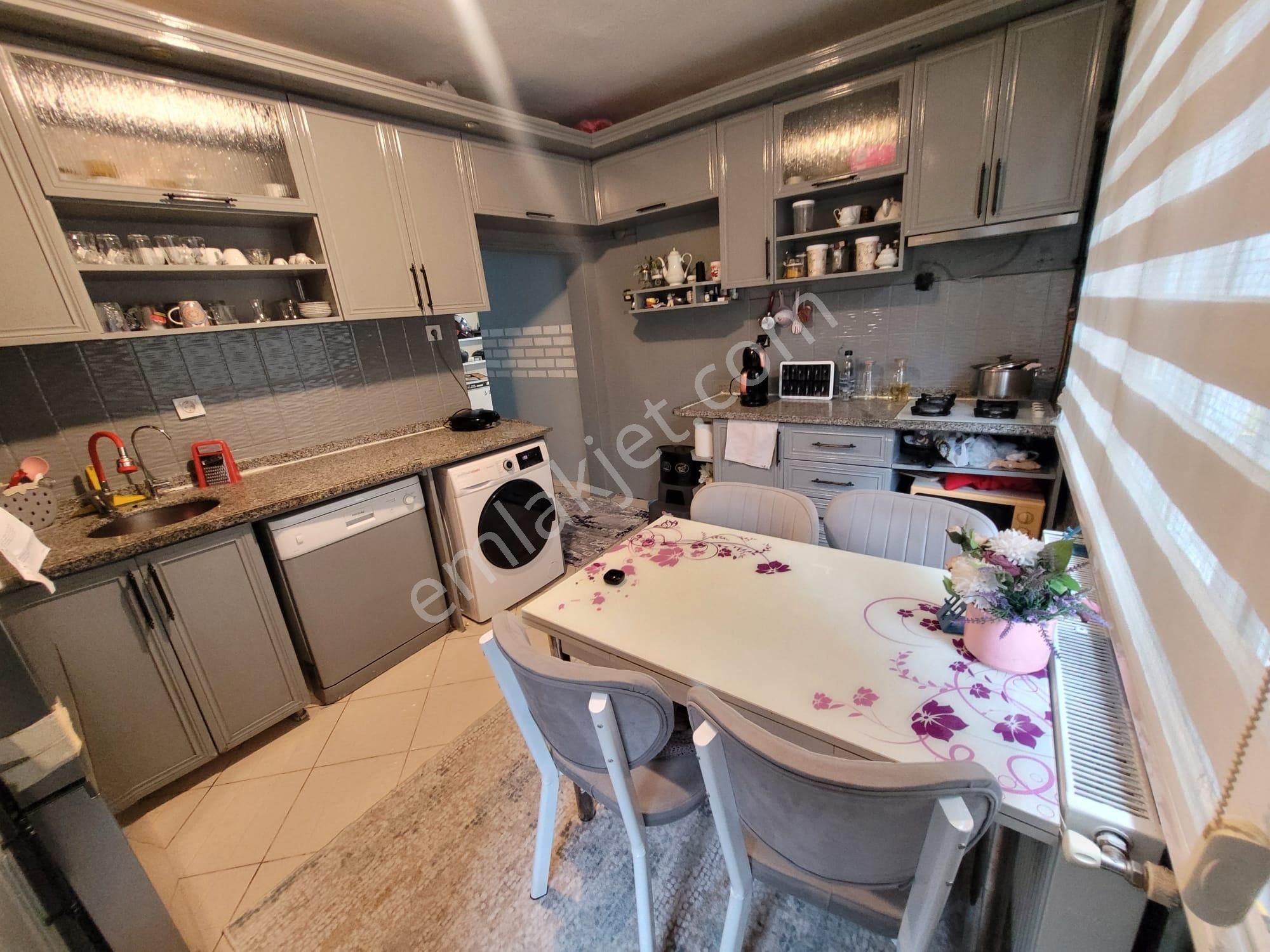 Üç Kardeşler'den Yunus Emre Mh 3+1 Masrafsız 125m² Ara Kat Daire - Görsel 16